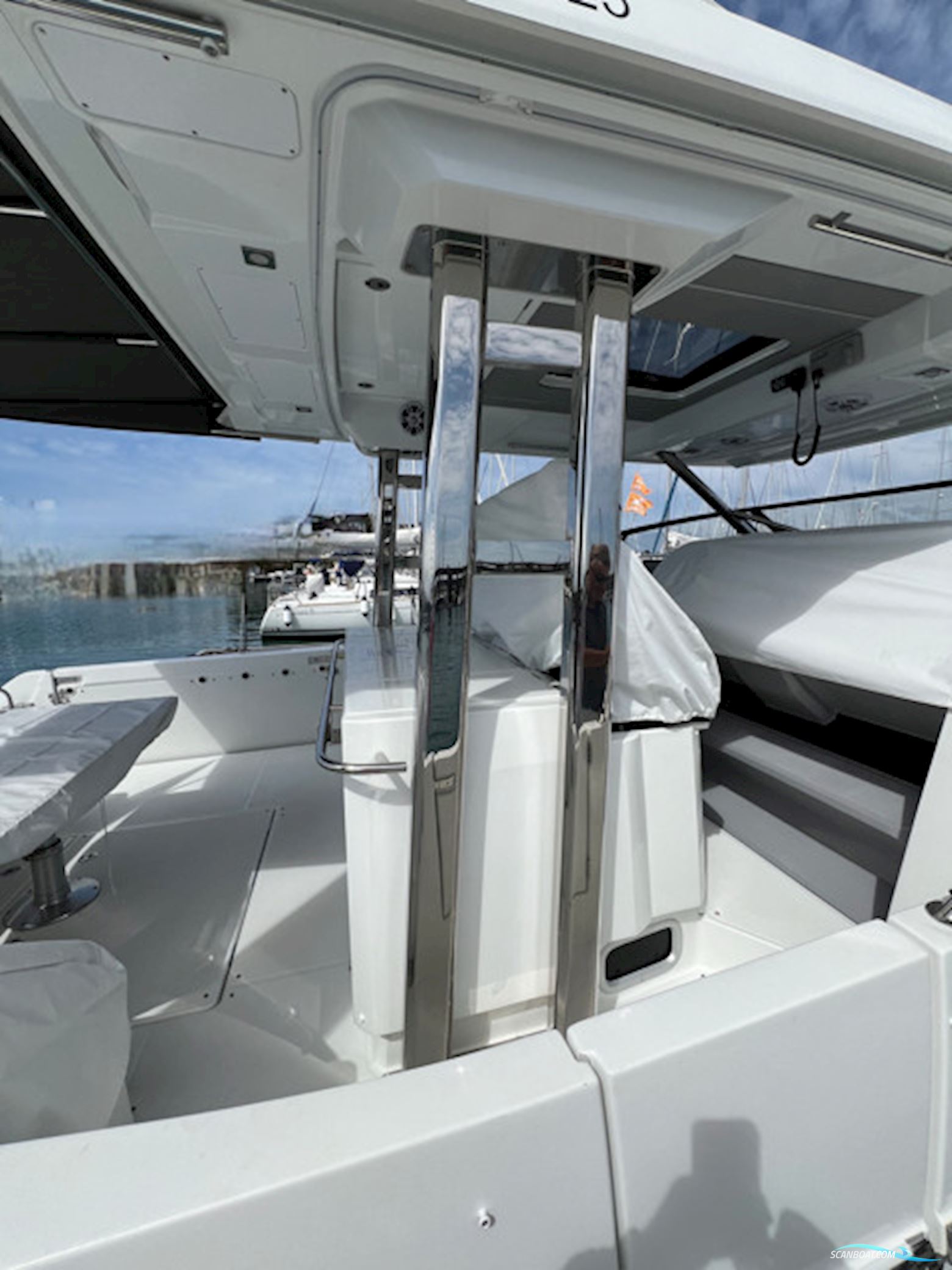 Jeanneau Cap Camarat 12.5WA-NEW VERSION