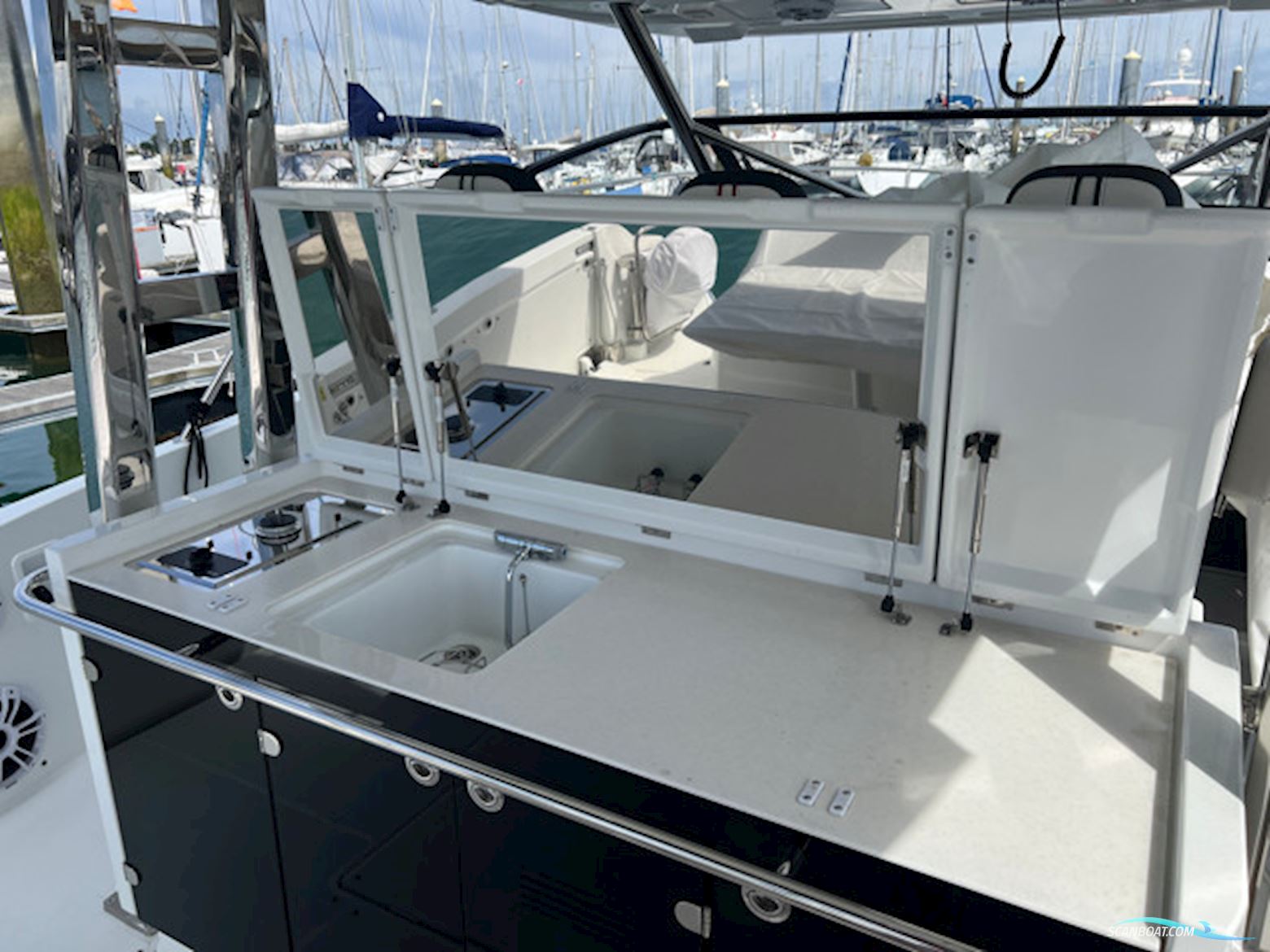 Jeanneau Cap Camarat 12.5WA-NEW VERSION