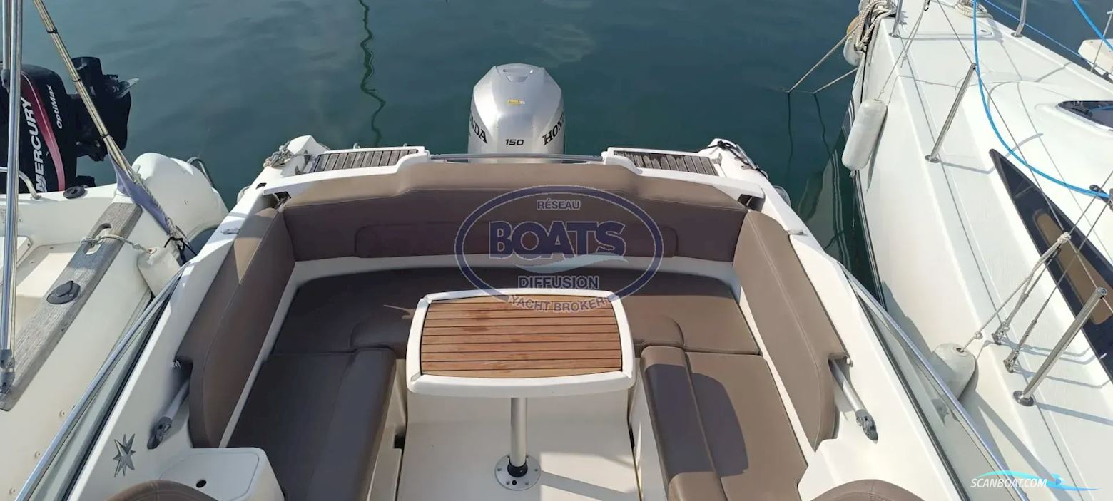 Jeanneau Cap Camarat 635