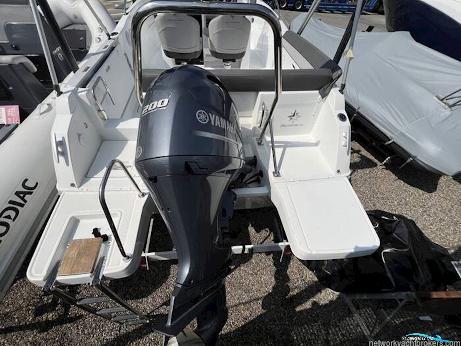 Jeanneau Cap Camarat 6.5 CC S3