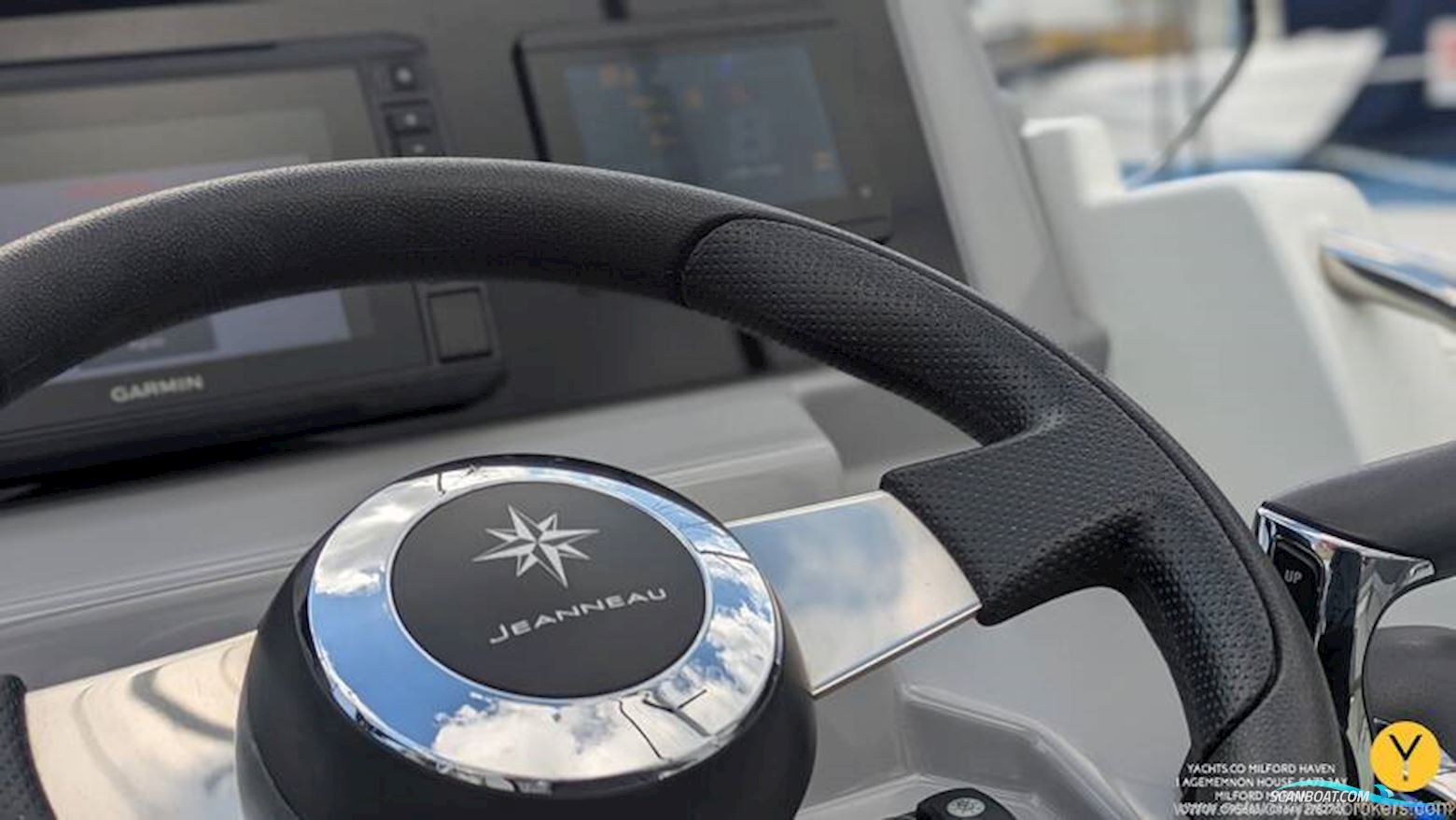 Jeanneau Cap Camarat 6.5 CC Serie 3