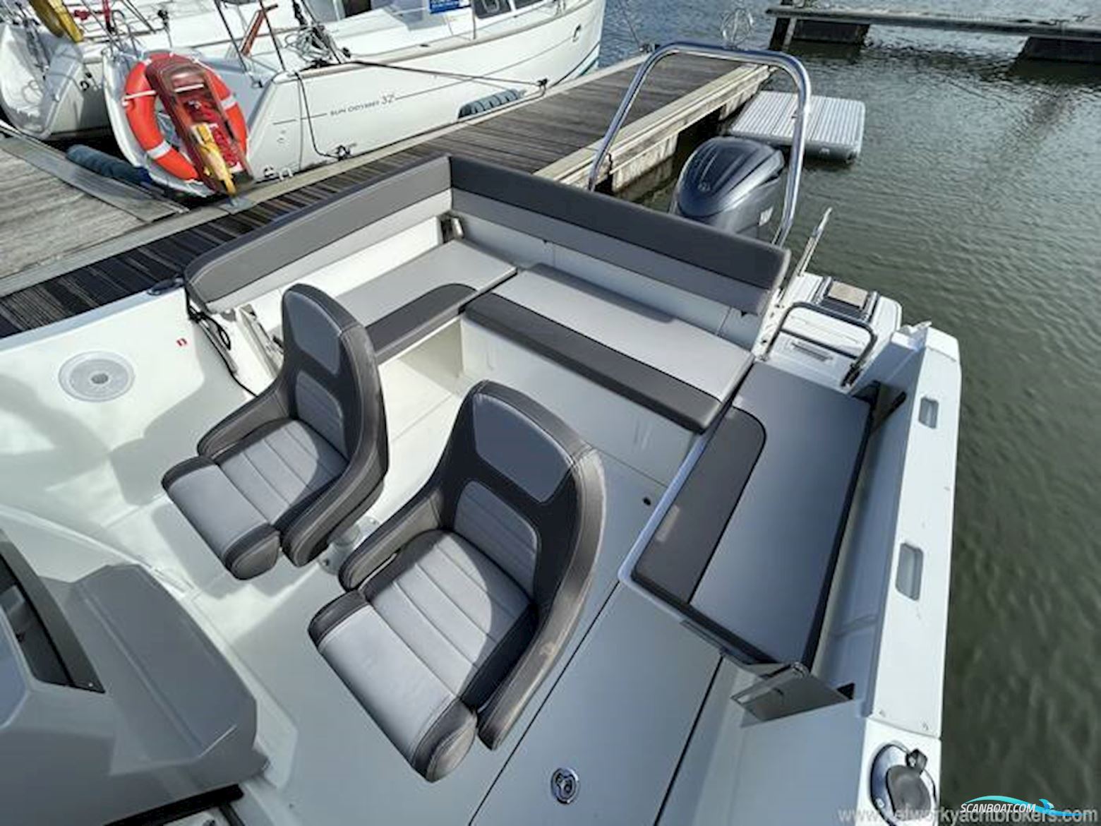 Jeanneau Cap Camarat 6.5 CC Series 3