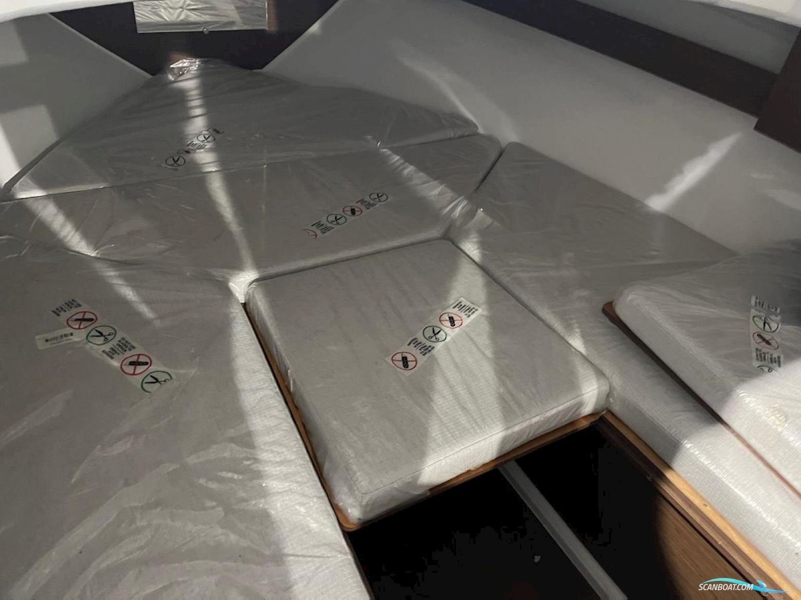 Jeanneau Cap Camarat 6.5 Walk Around