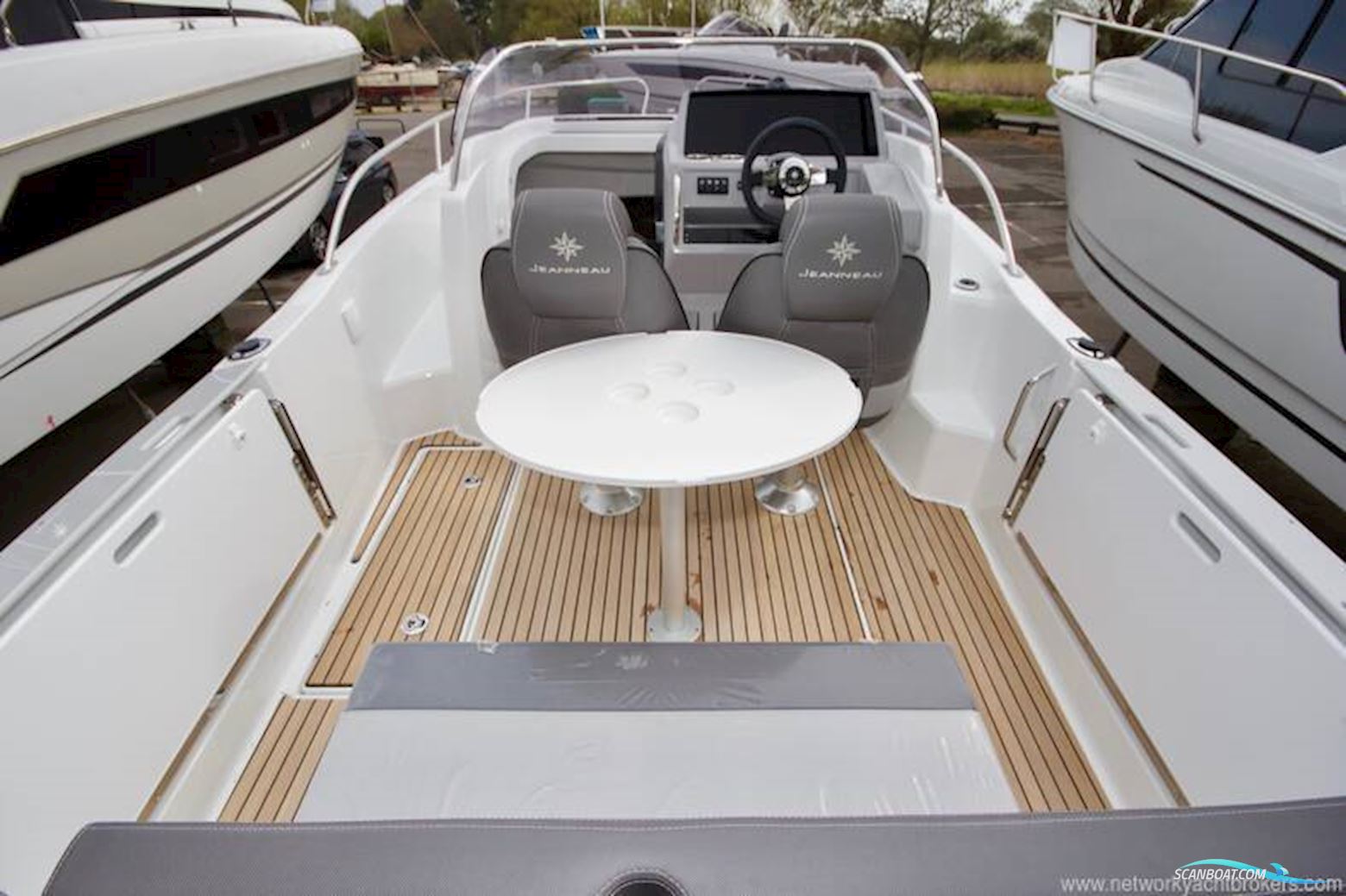 Jeanneau Cap Camarat 6.5WA Series 3