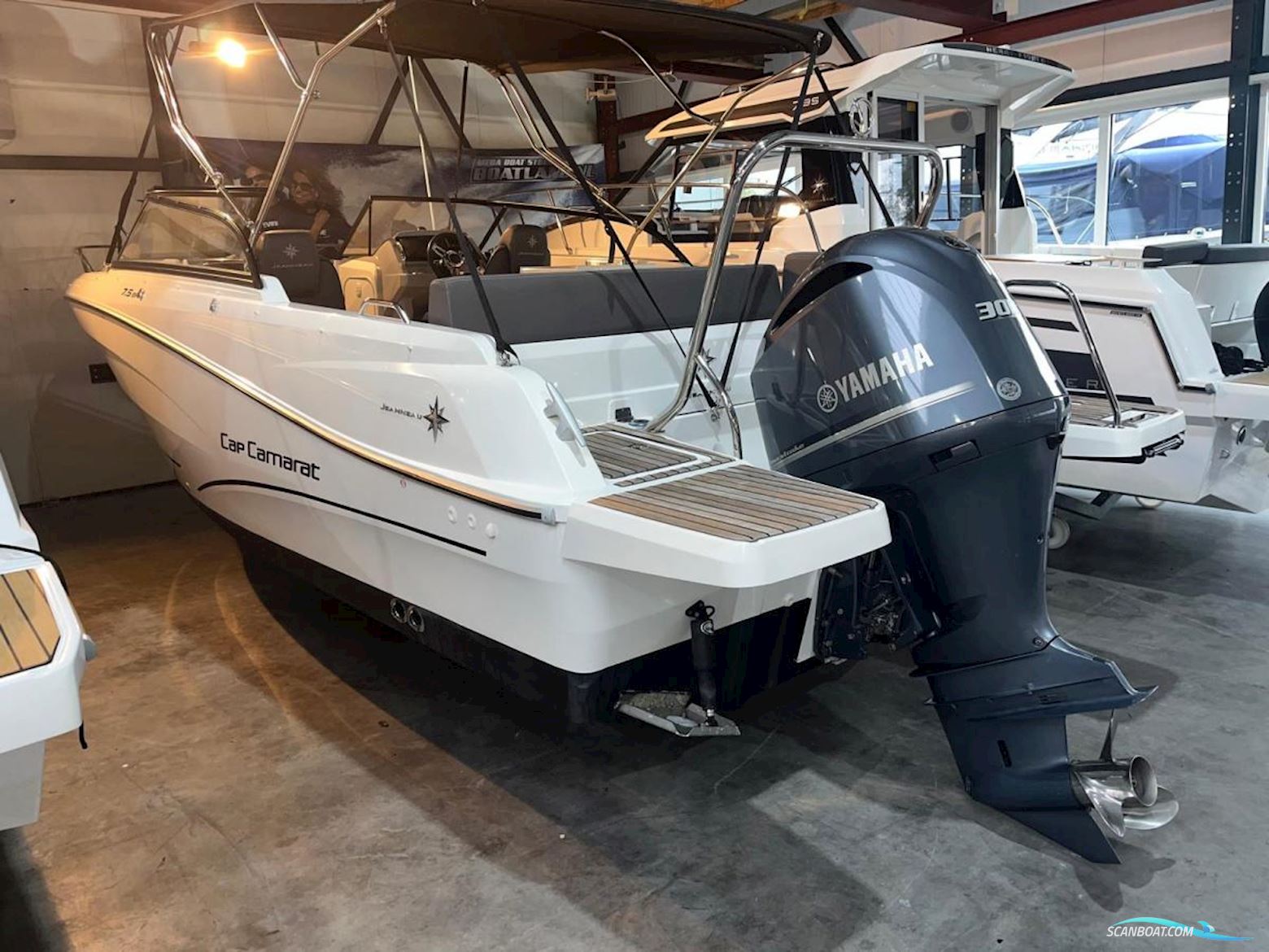 Jeanneau Cap Camarat 7.5 bowrider