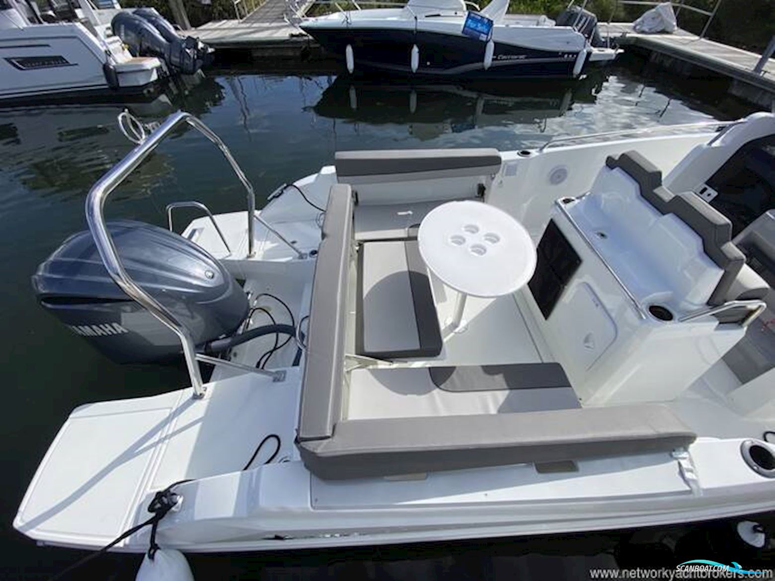 Jeanneau Cap Camarat 7.5 CC Series 3