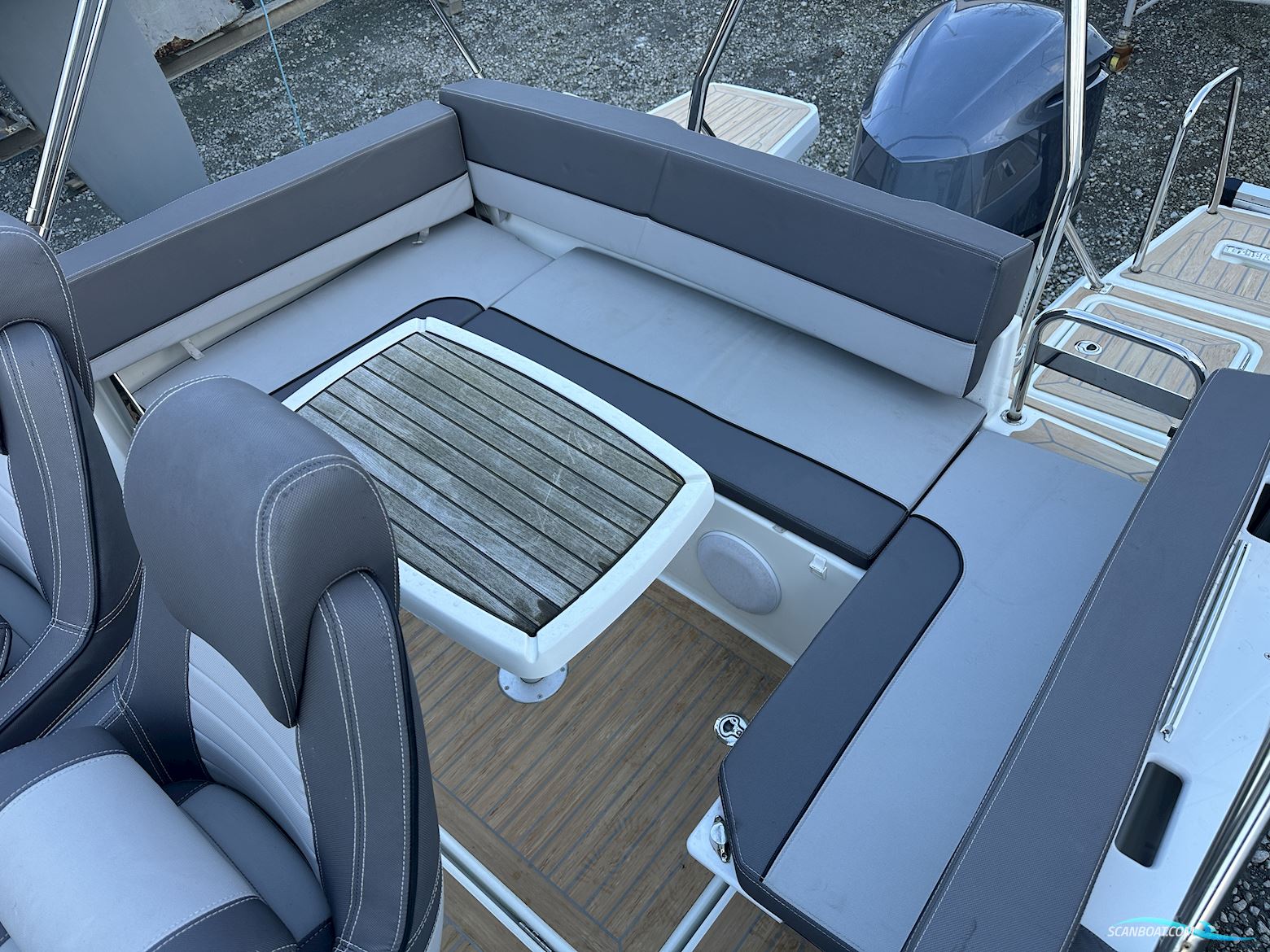 Jeanneau Cap Camarat 7.5 WA Series II