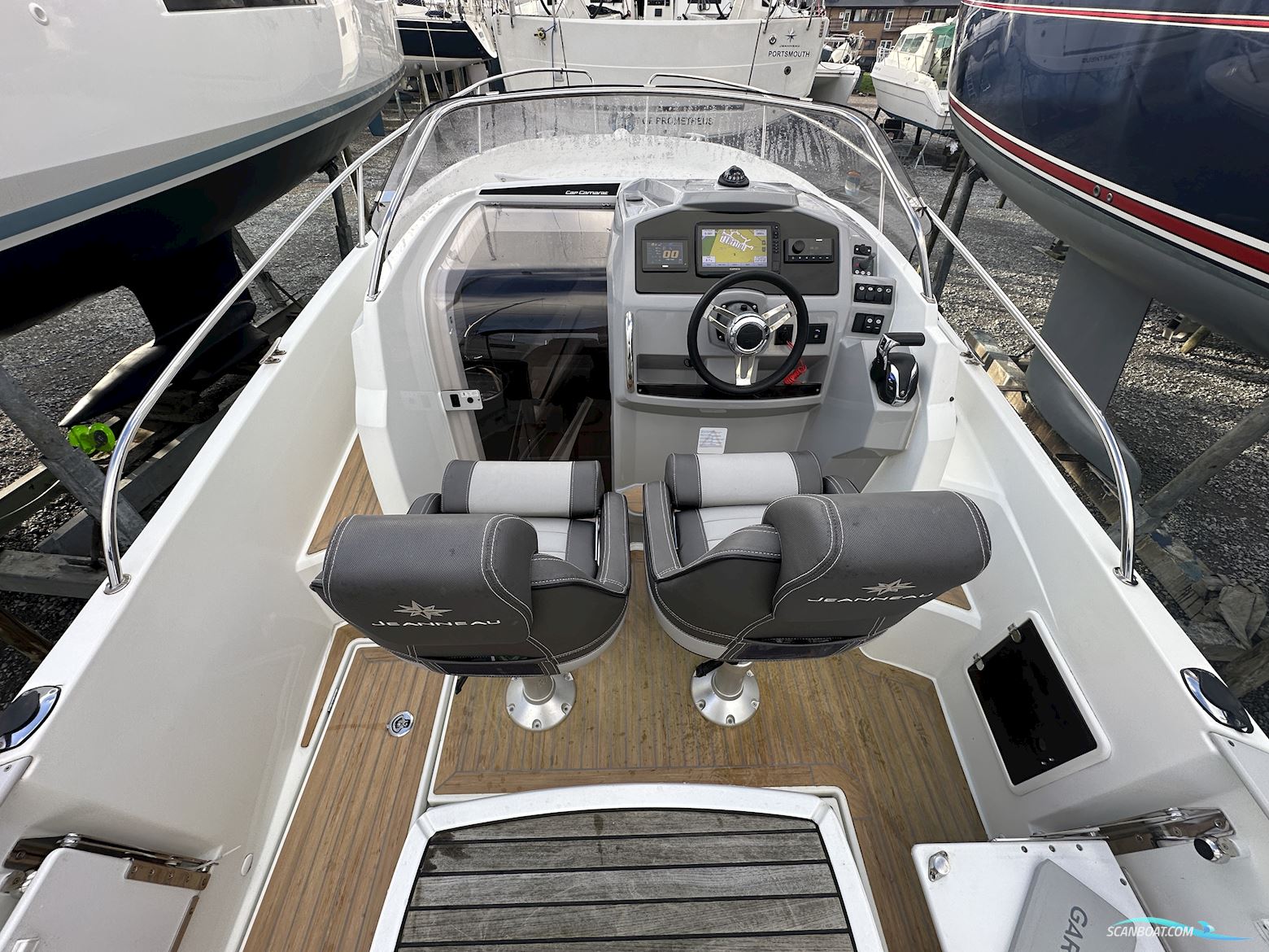 Jeanneau Cap Camarat 7.5 WA Series II