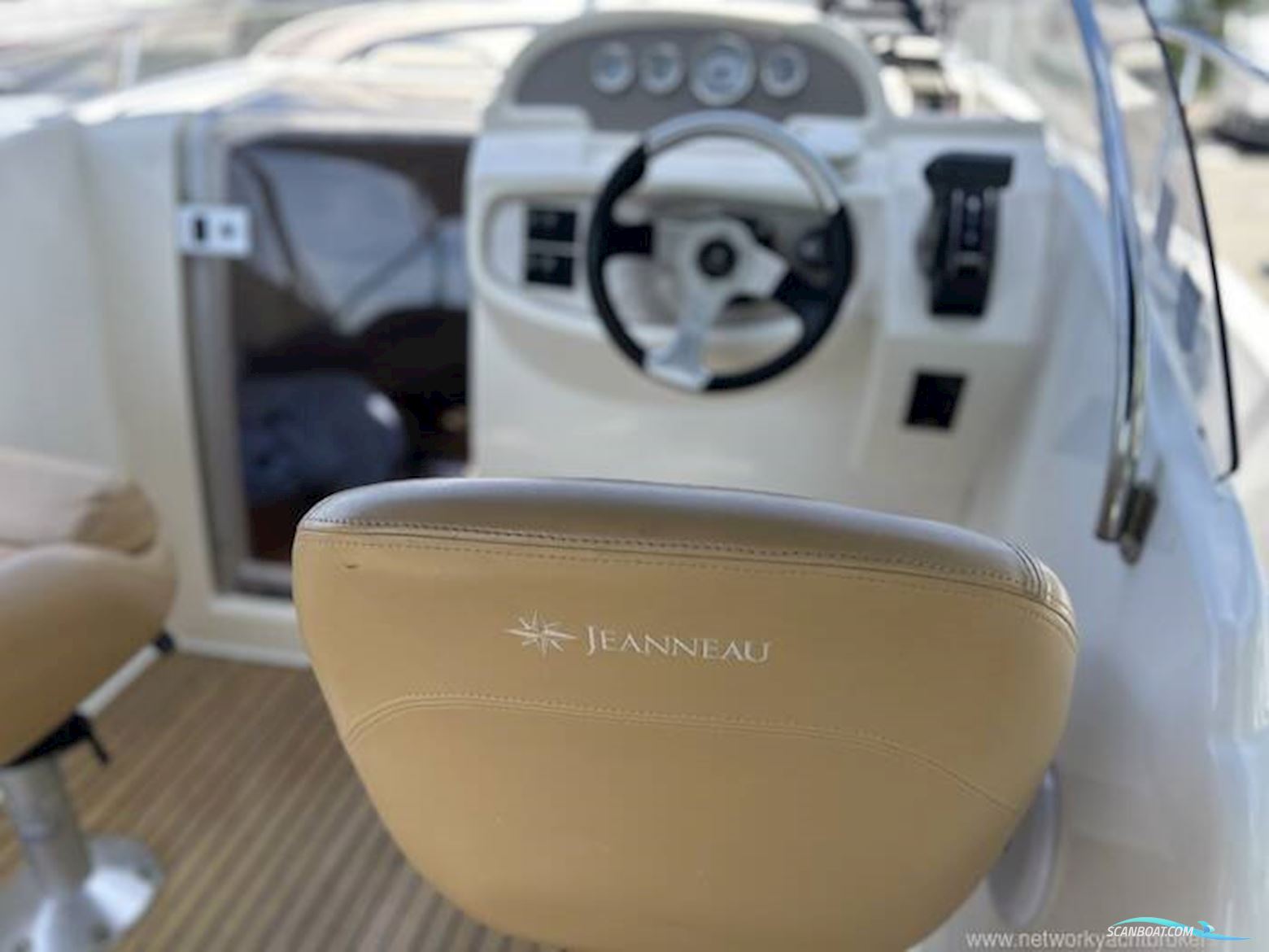 Jeanneau Cap Camarat 755