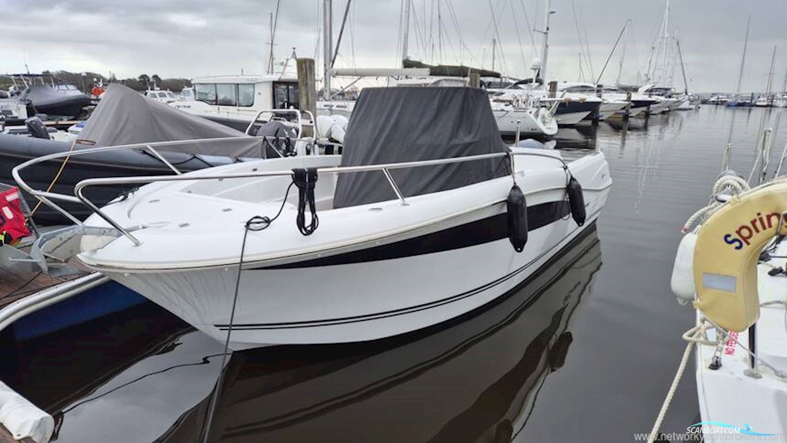 Jeanneau Cap Camarat 8.5 CC