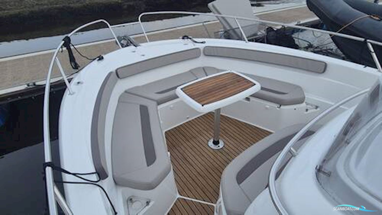 Jeanneau Cap Camarat 8.5 CC