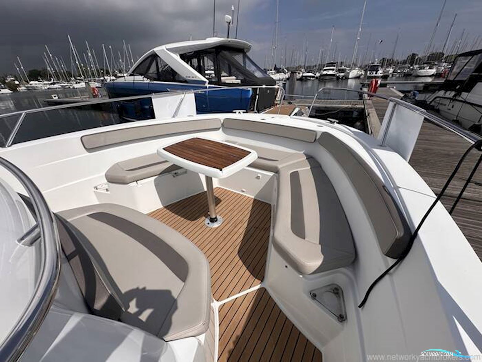 Jeanneau Cap Camarat 8.5 CC