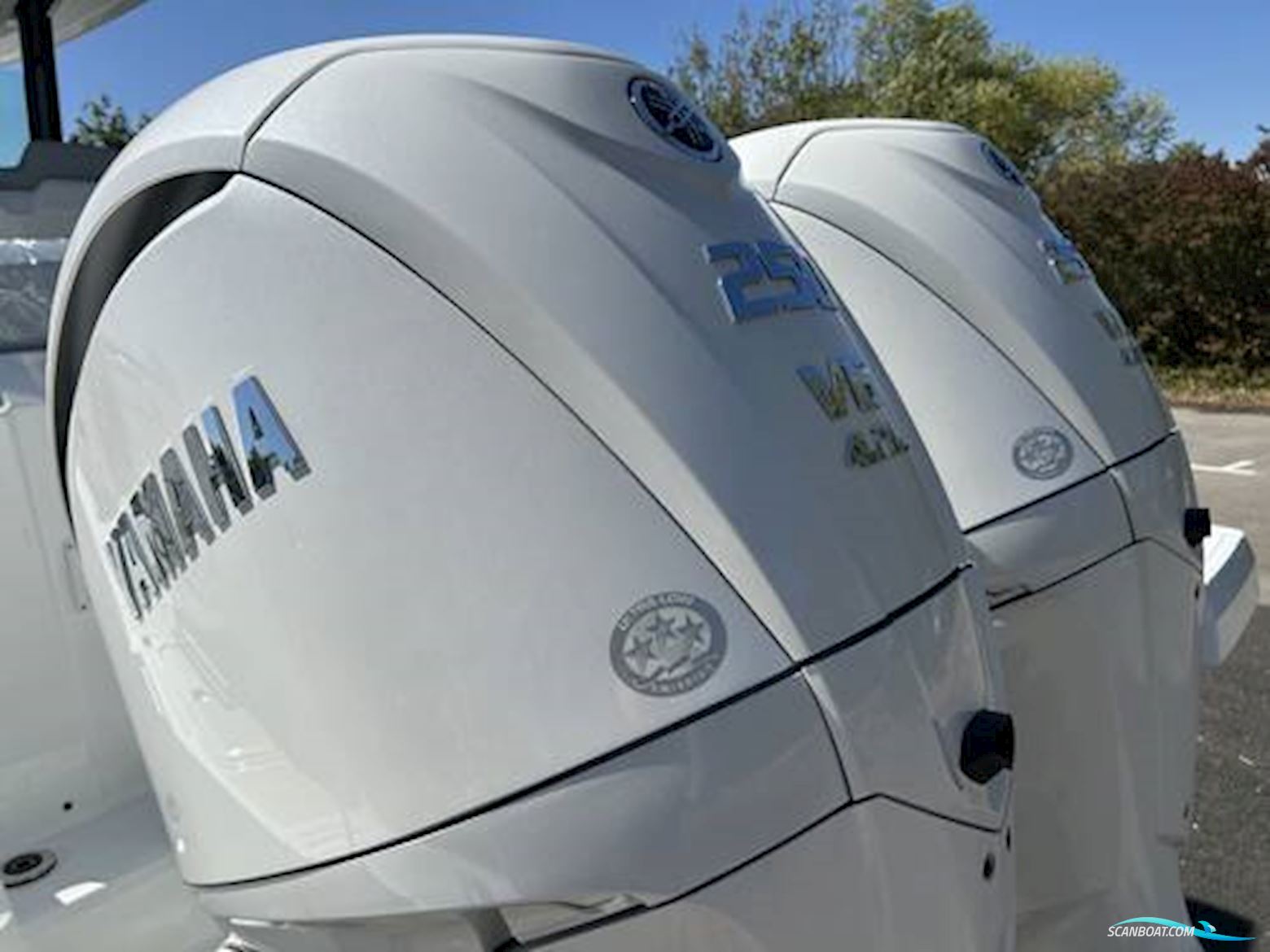 Jeanneau Cap Camarat 9.0 CC Series 2