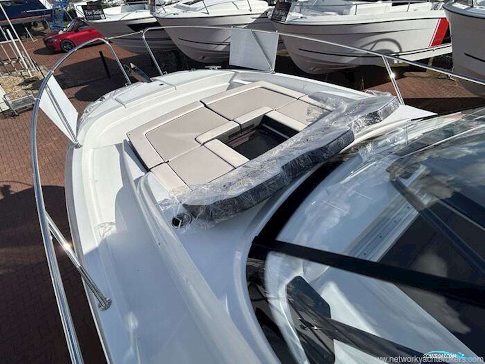 Jeanneau Cap Camarat 9.0 WA S2