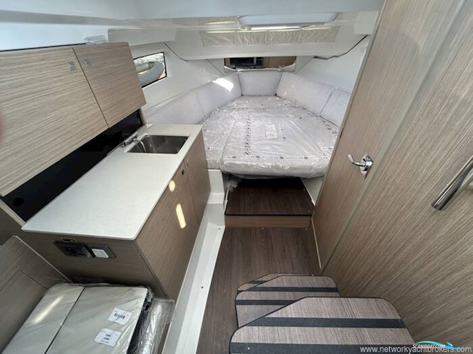 Jeanneau Cap Camarat 9.0 WA S2