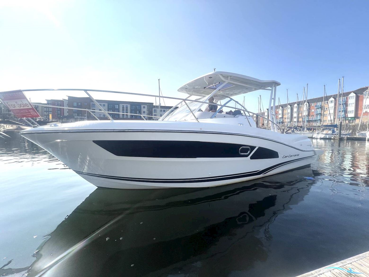 Jeanneau Cap Camarat 9.0 WA Motorboot 2022, mit Yamaha motor, England
