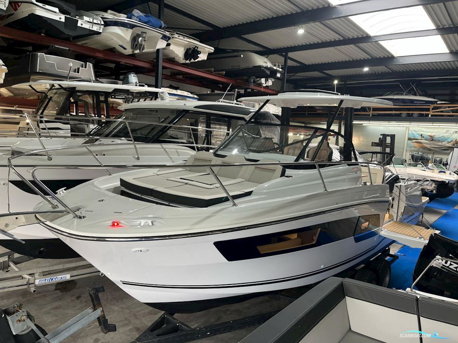 Jeanneau Cap Camarat 9.0 WA Serie 2 new model!