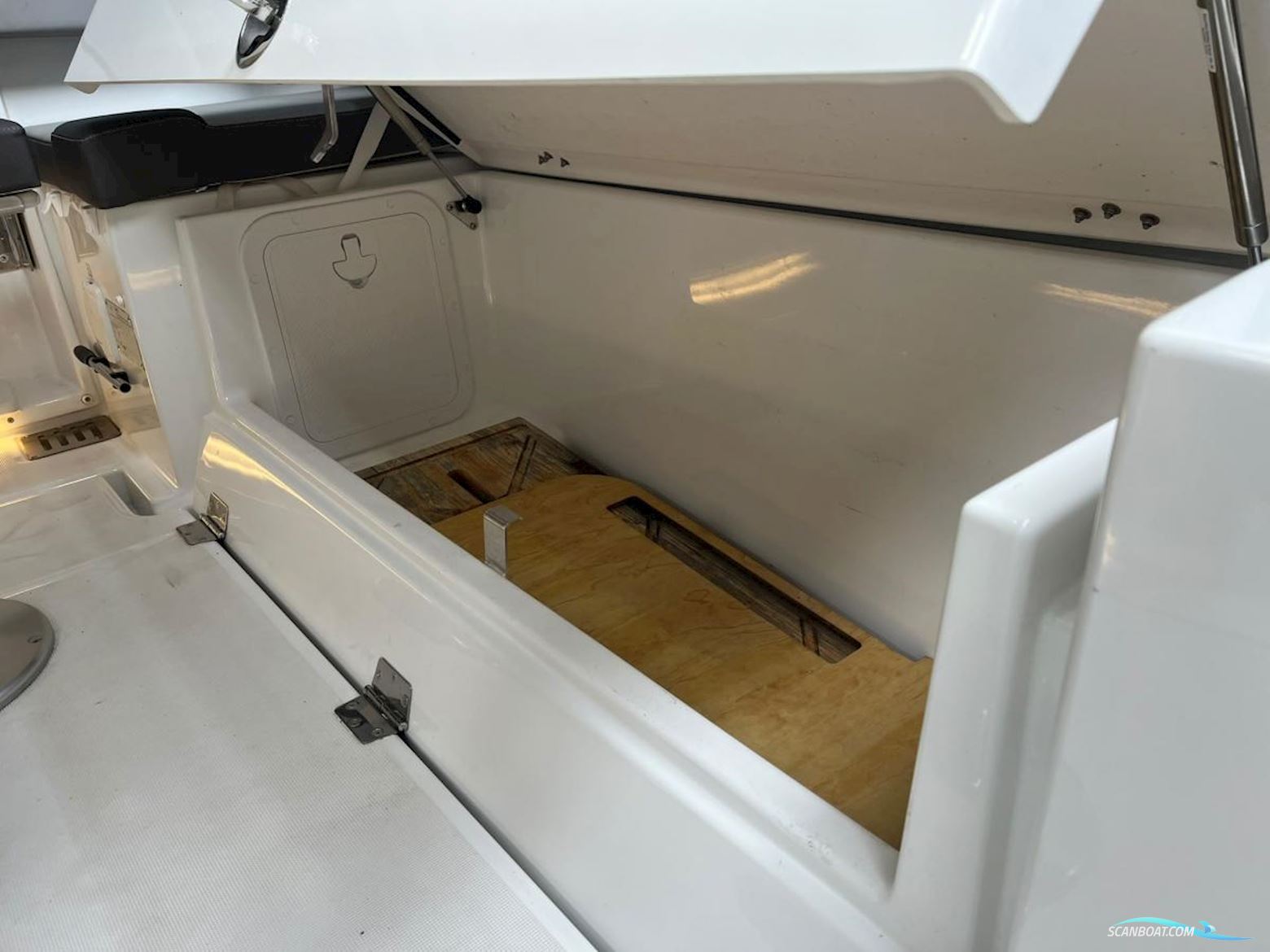 Jeanneau Cap Camarat 9.0 Walk Around With Hard-Top And Airconditioning