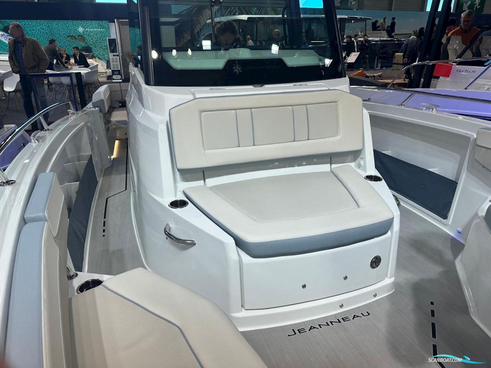 Jeanneau Cap Camarat 9.0CC S2 Nieuw Model! Dit Schip is Aanwezig op de Yamaha Stand Van Hiswa te Water 2026.