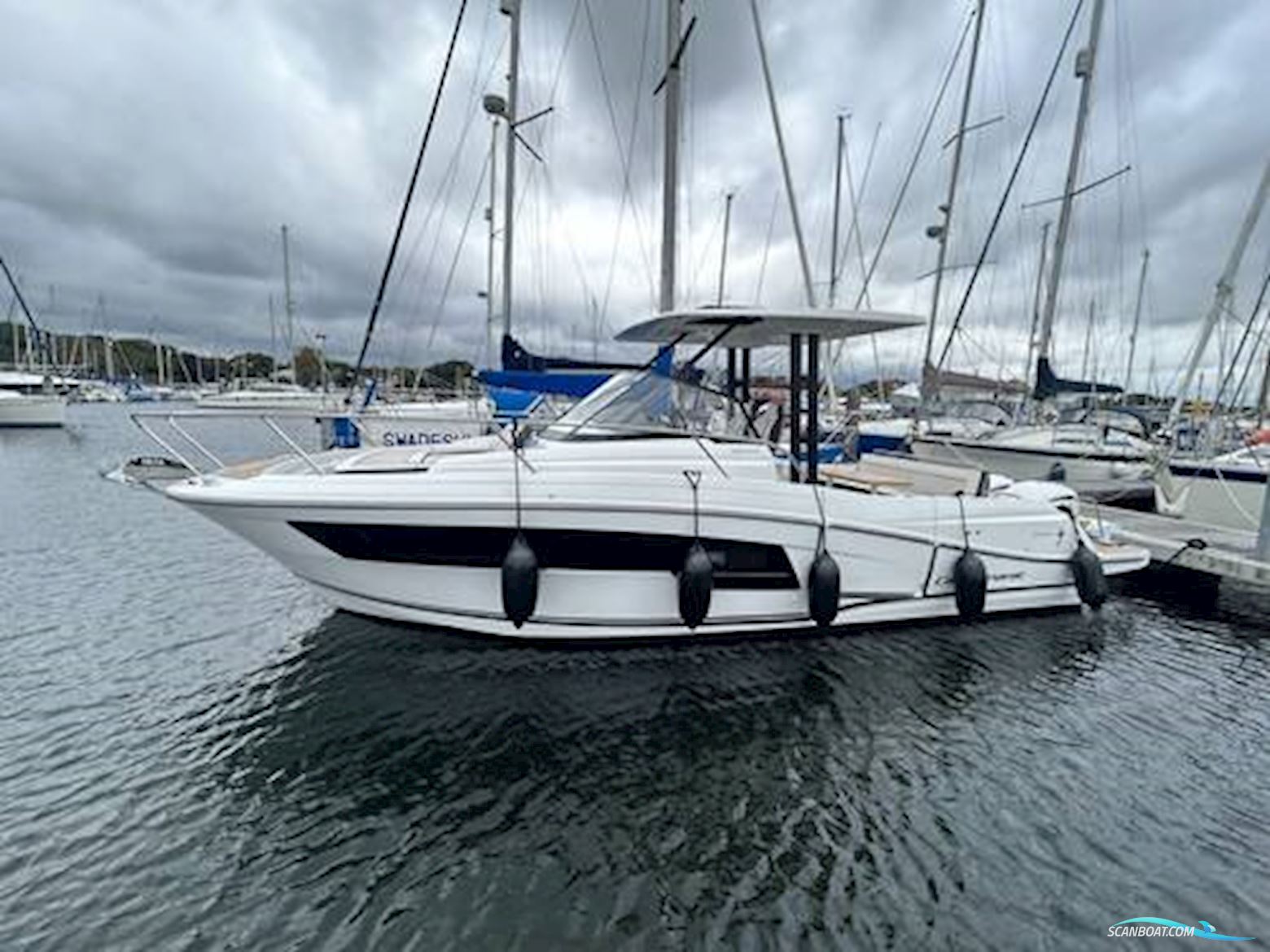 Jeanneau Cap Camarat 9.0WA S2 Motorboot 2024, mit Yamaha F250 motor, England
