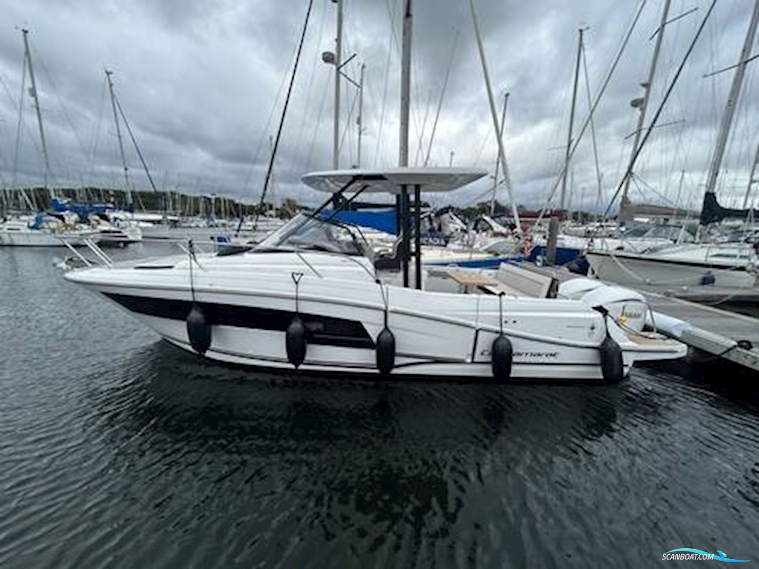 Jeanneau Cap Camarat 9.0WA S2