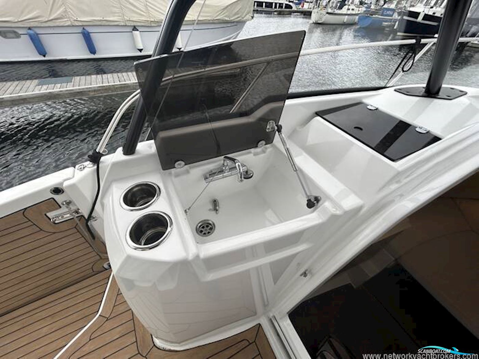 Jeanneau Cap Camarat 9.0WA S2