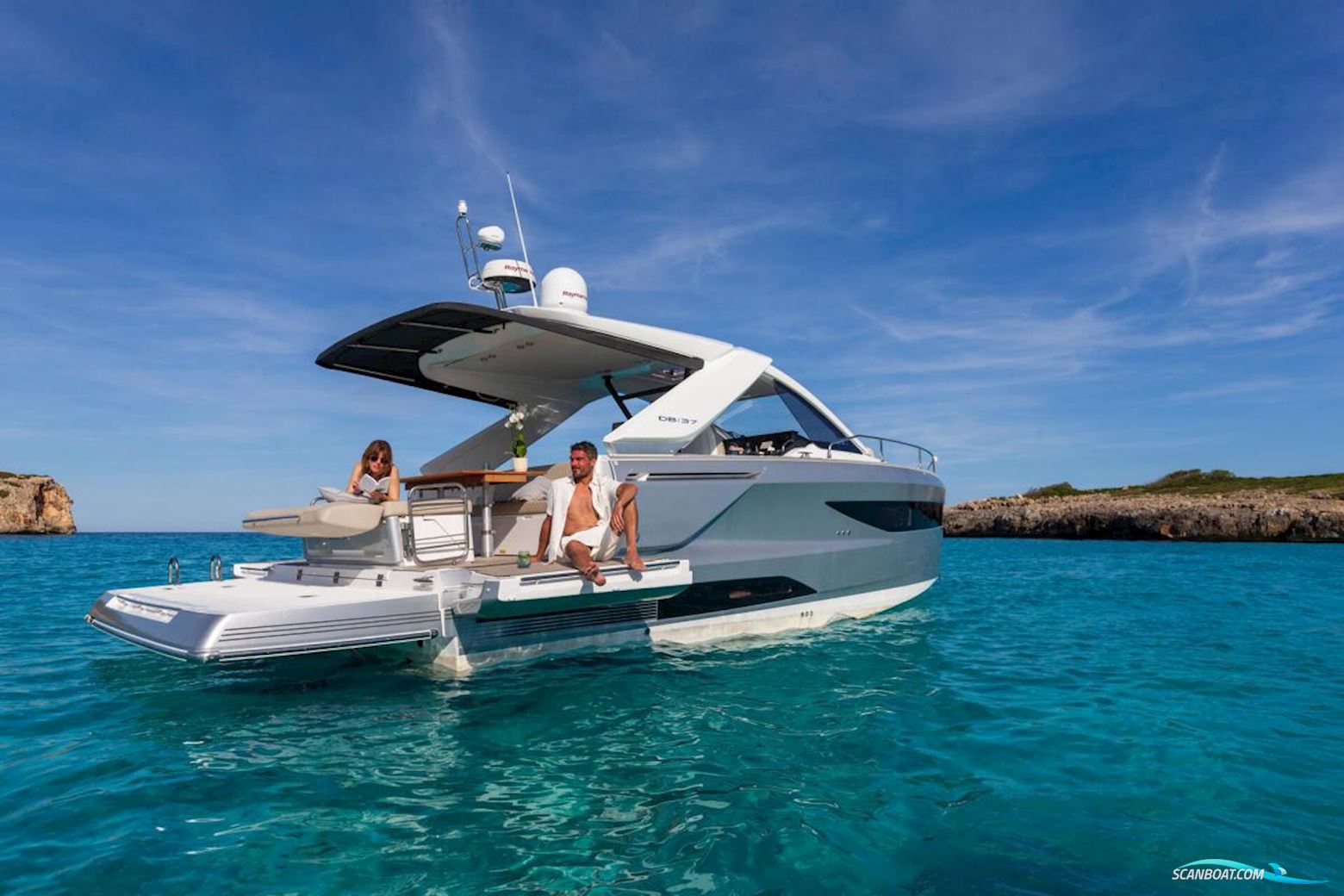 Jeanneau DB-37 Motorboot 2024, mit Volvo Penta motor, Niederlande