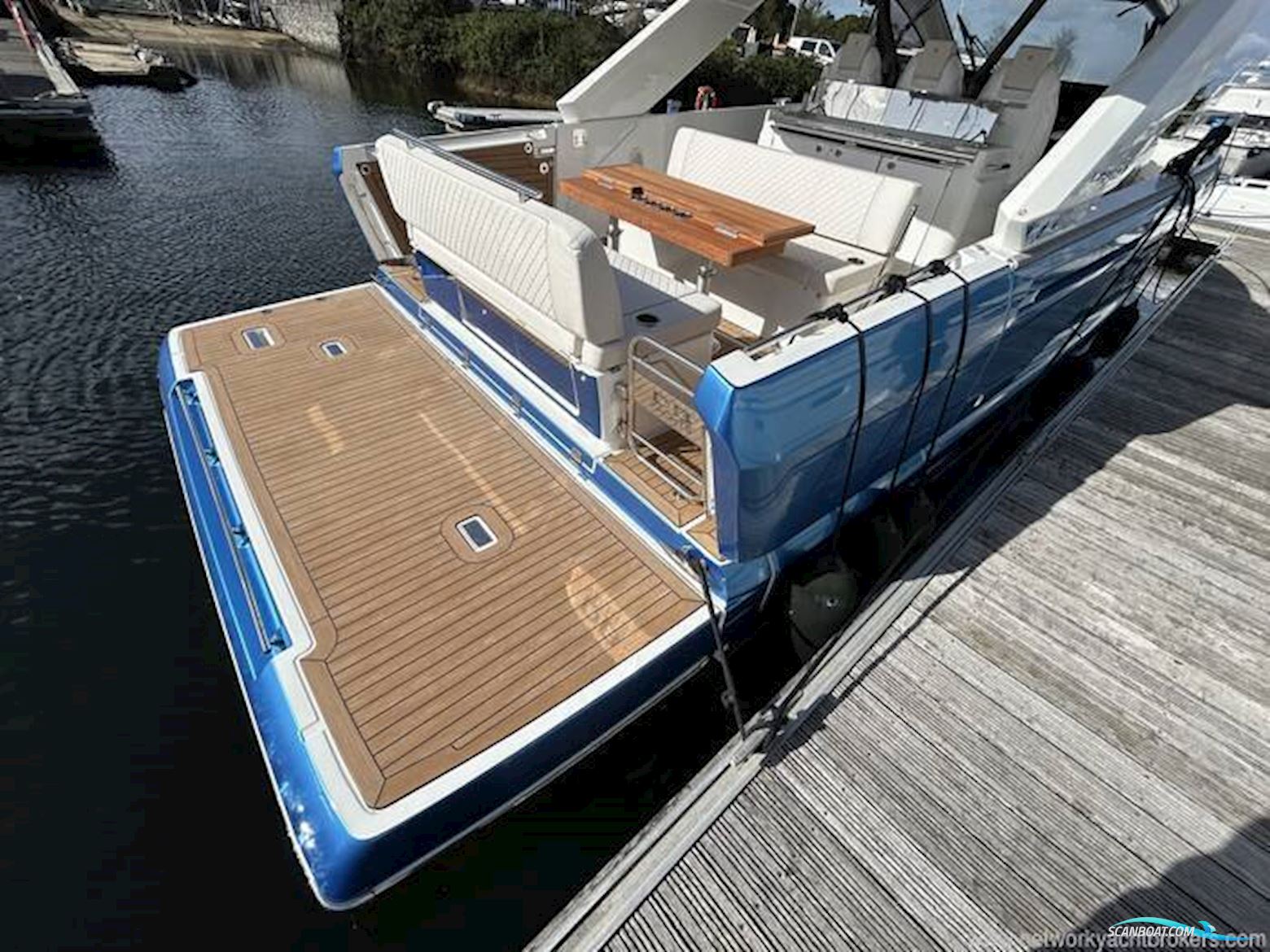Jeanneau DB37