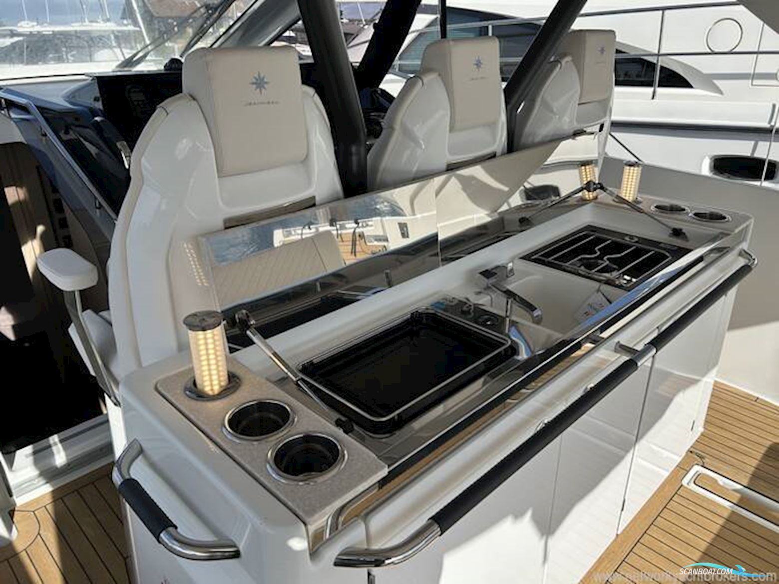 Jeanneau DB37