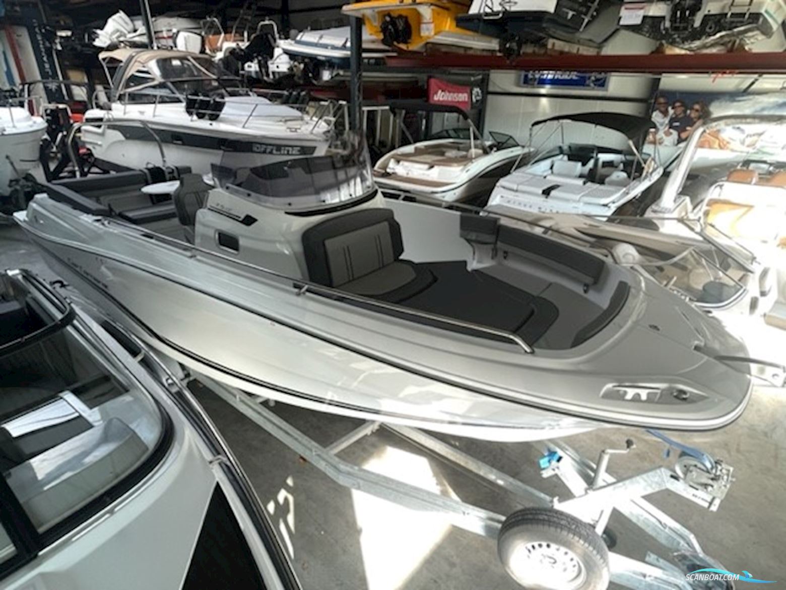 Jeanneau demo Cap Camarat 7.5 CC Serie 3 Motorboot 2023, mit SUZUKI  motor, Niederlande