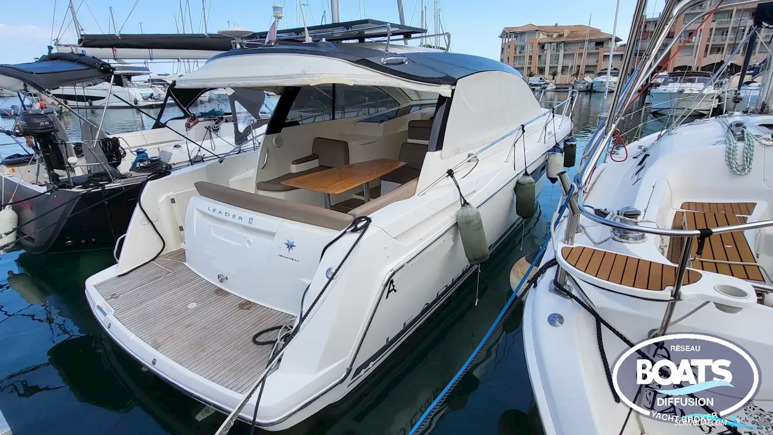 Jeanneau LEADER 10 Motorboot 2010, mit VOLVO motor, Frankreich