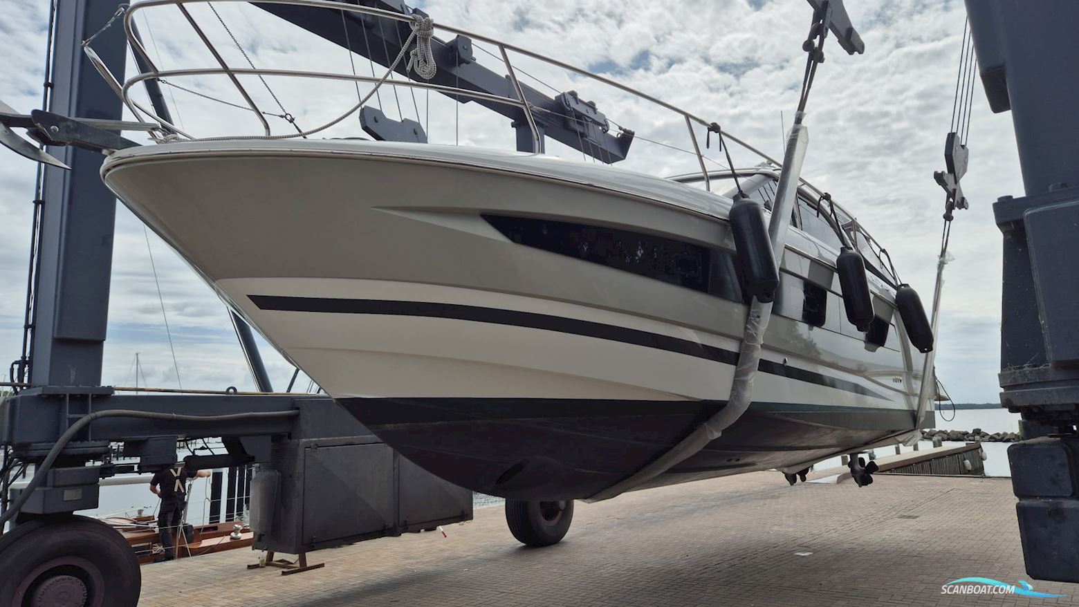 Jeanneau Leader 36 Modell 2019