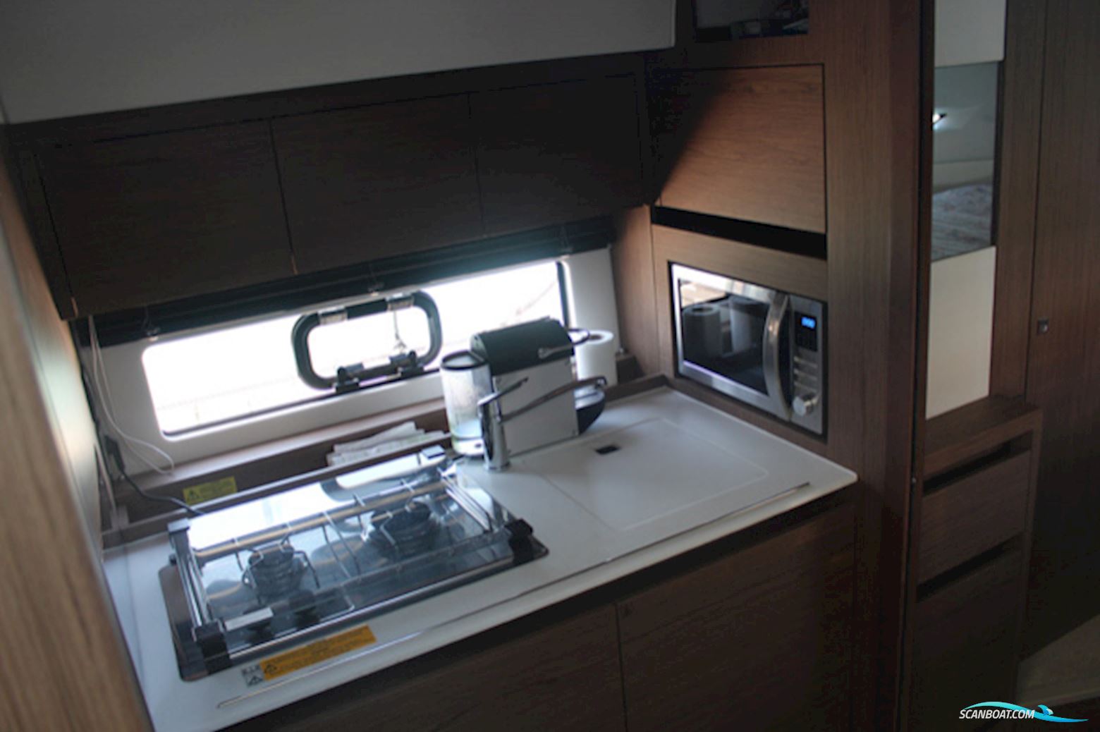 Jeanneau Leader 36