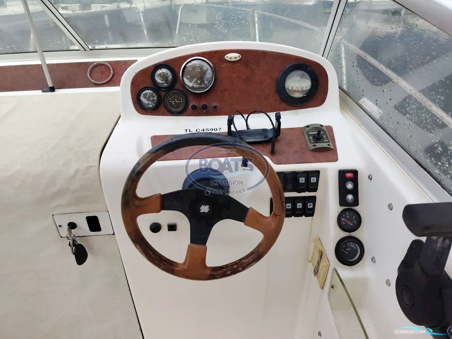 Jeanneau Leader 705