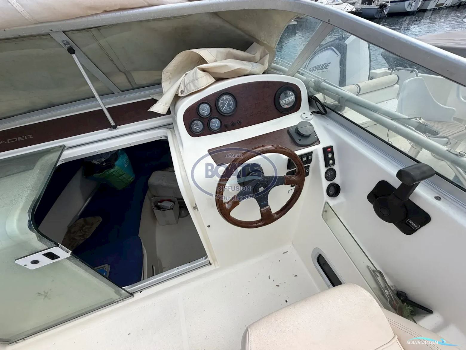 Jeanneau Leader 705