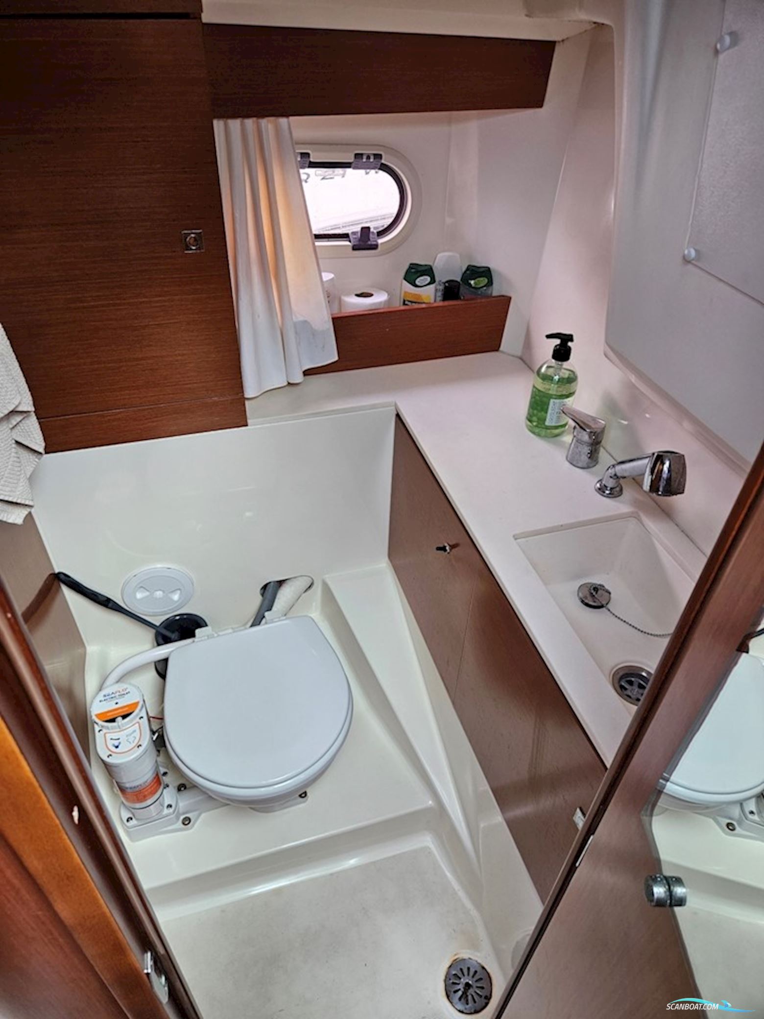 Jeanneau Leader 8