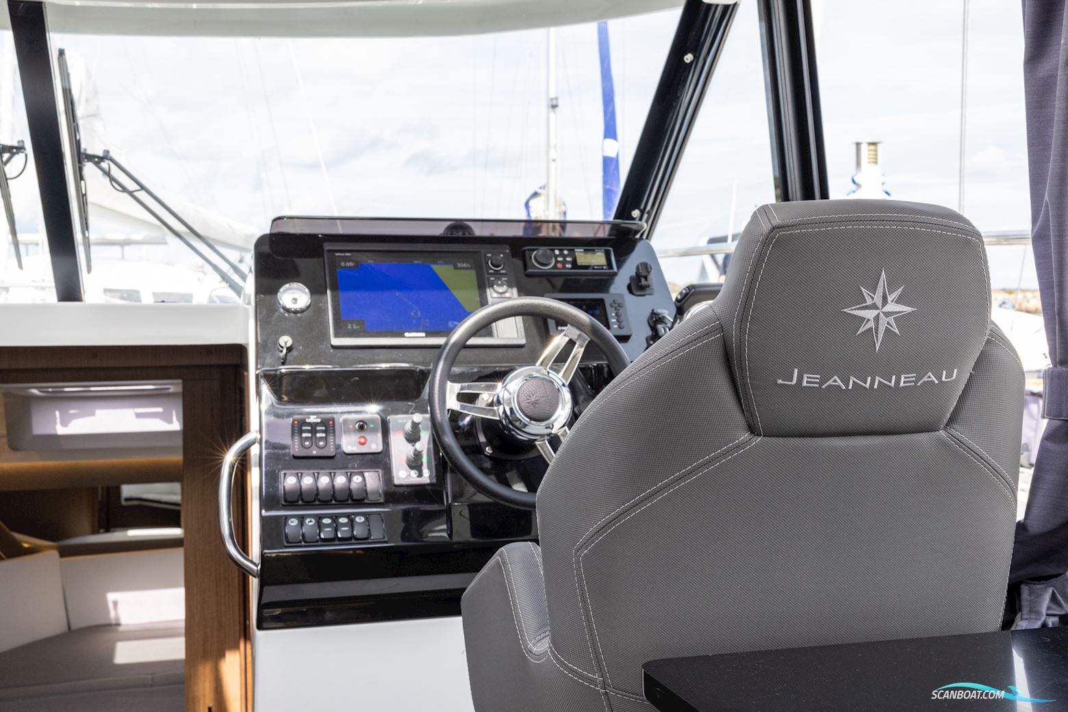 Jeanneau Merry Fischer 1095