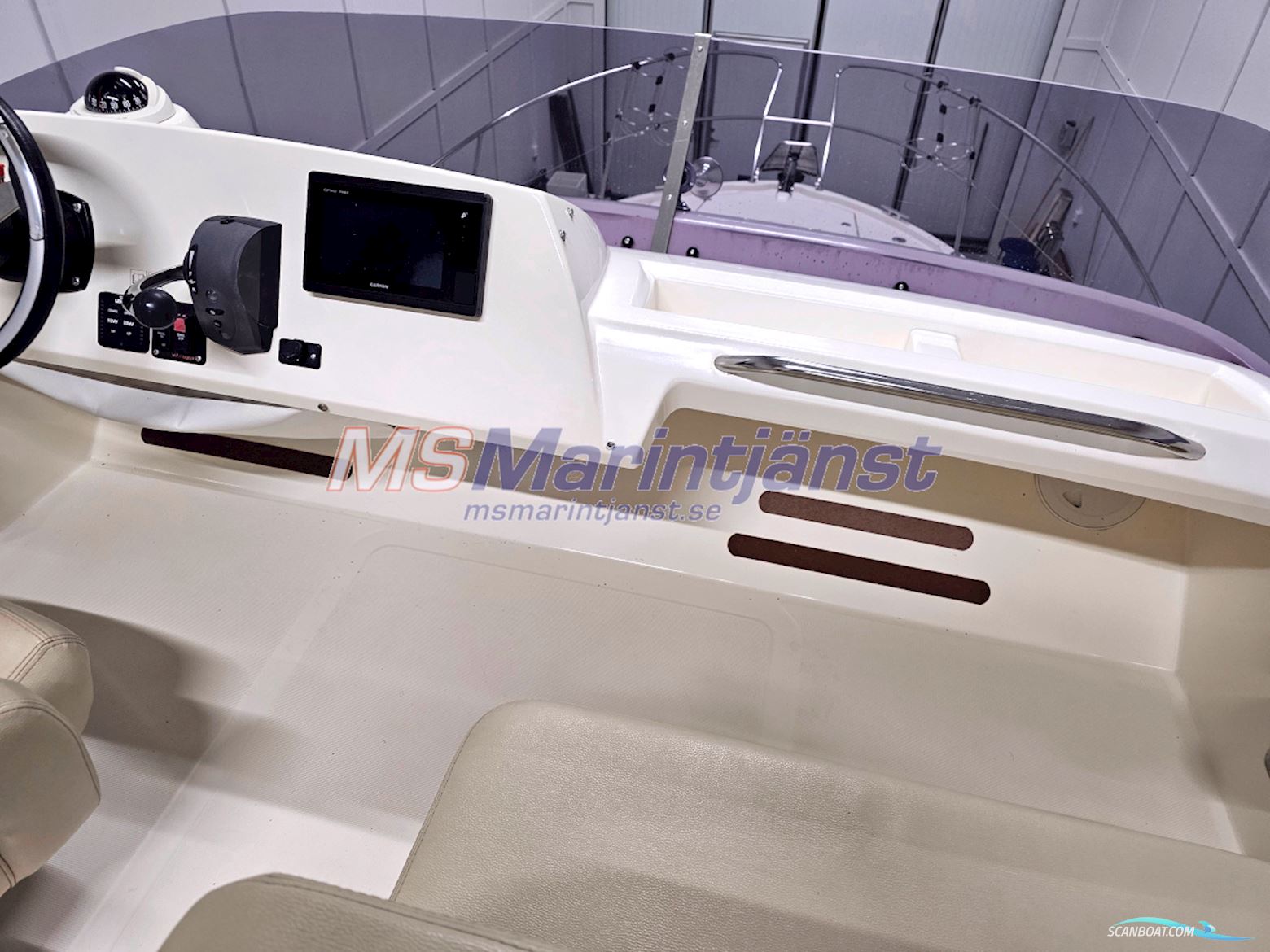 Jeanneau Merry Fisher 10