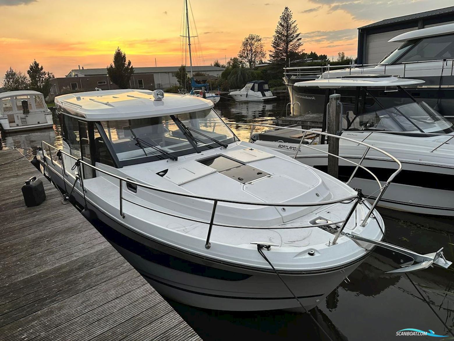 Jeanneau Merry Fisher 1095 Coupé Hardtop