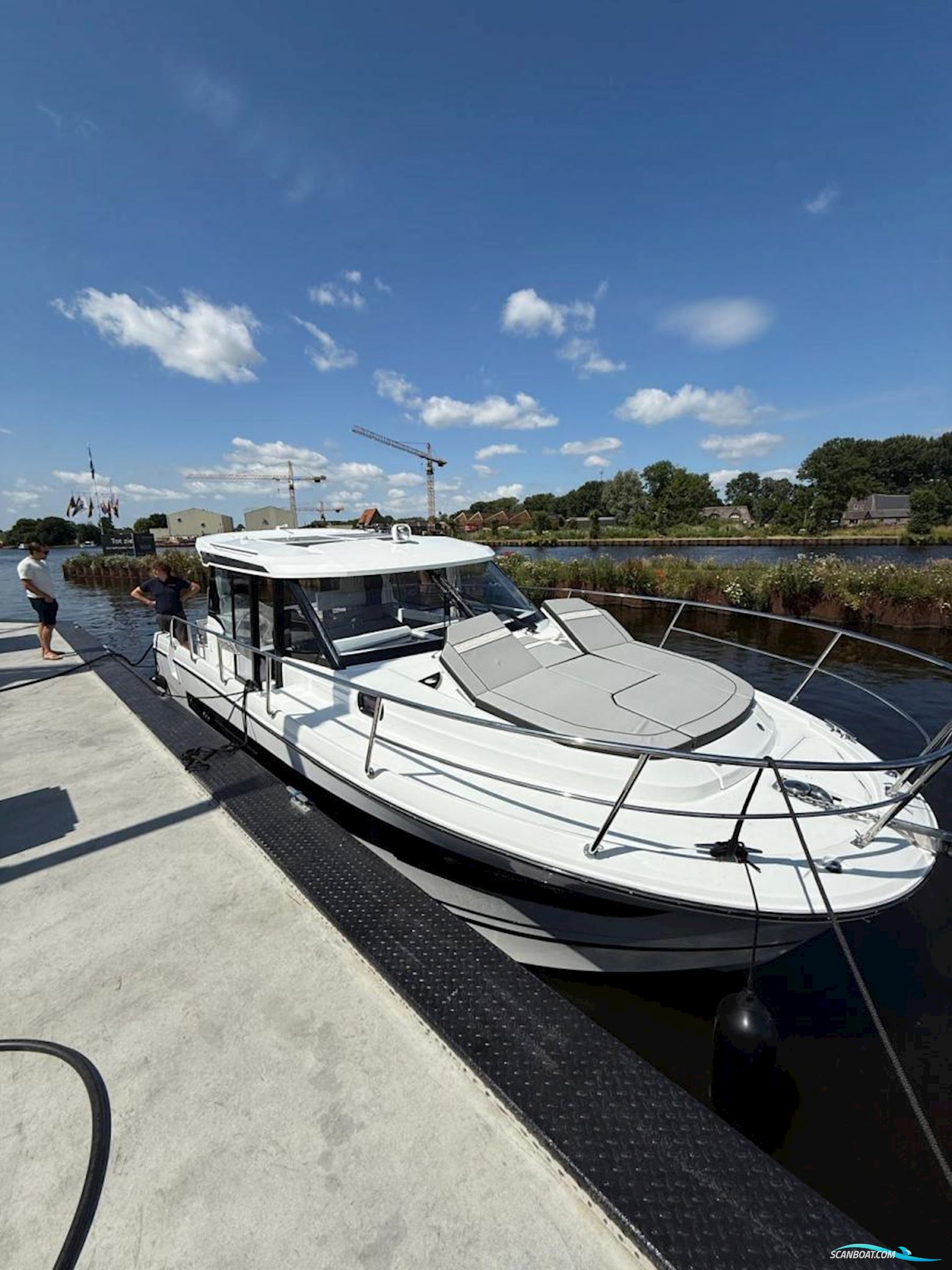 Jeanneau Merry Fisher 1095 Coupé Hardtop