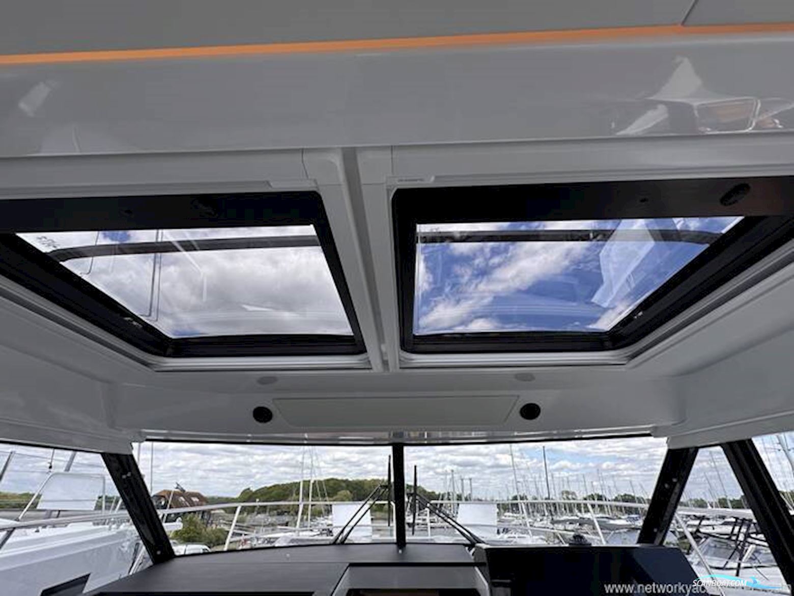 Jeanneau Merry Fisher 1095 Coupe Series 2