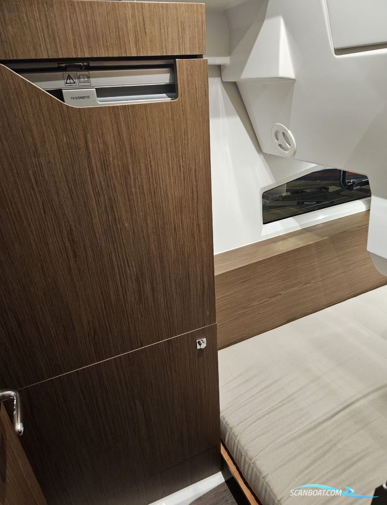 Jeanneau Merry Fisher 1095