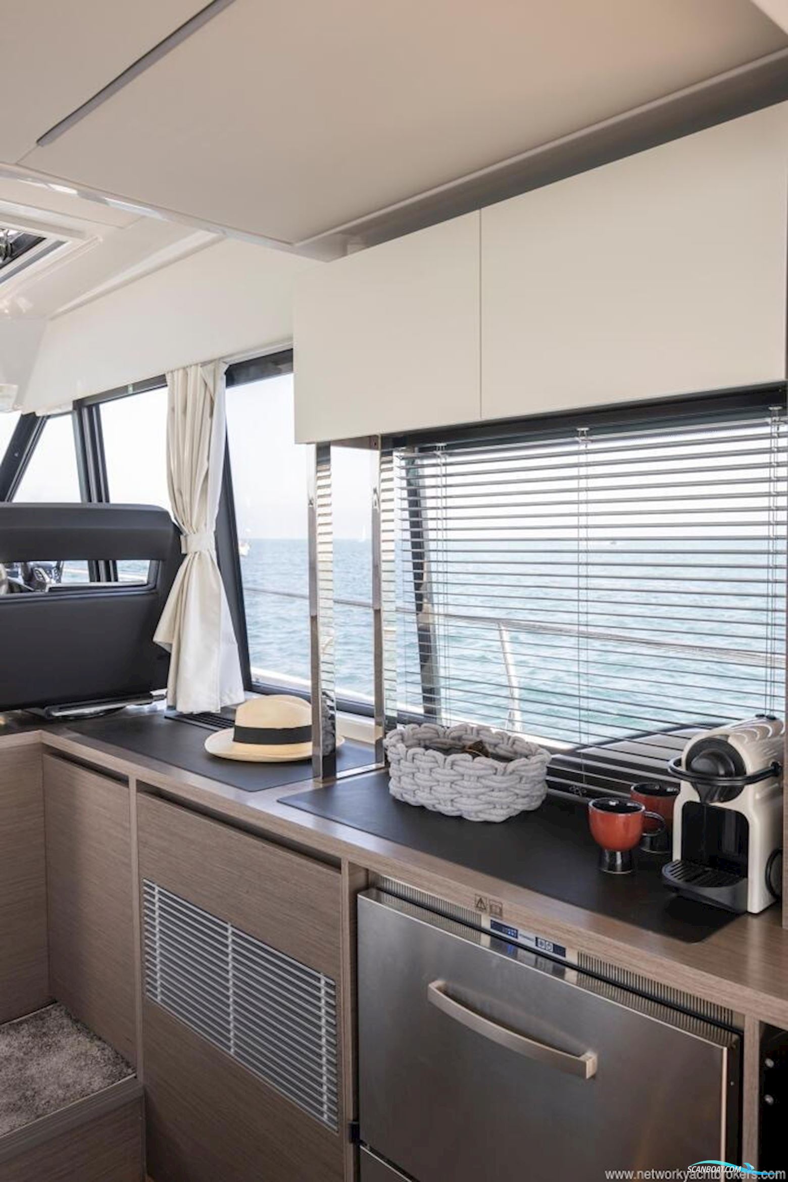 Jeanneau Merry Fisher 1295 Coupe