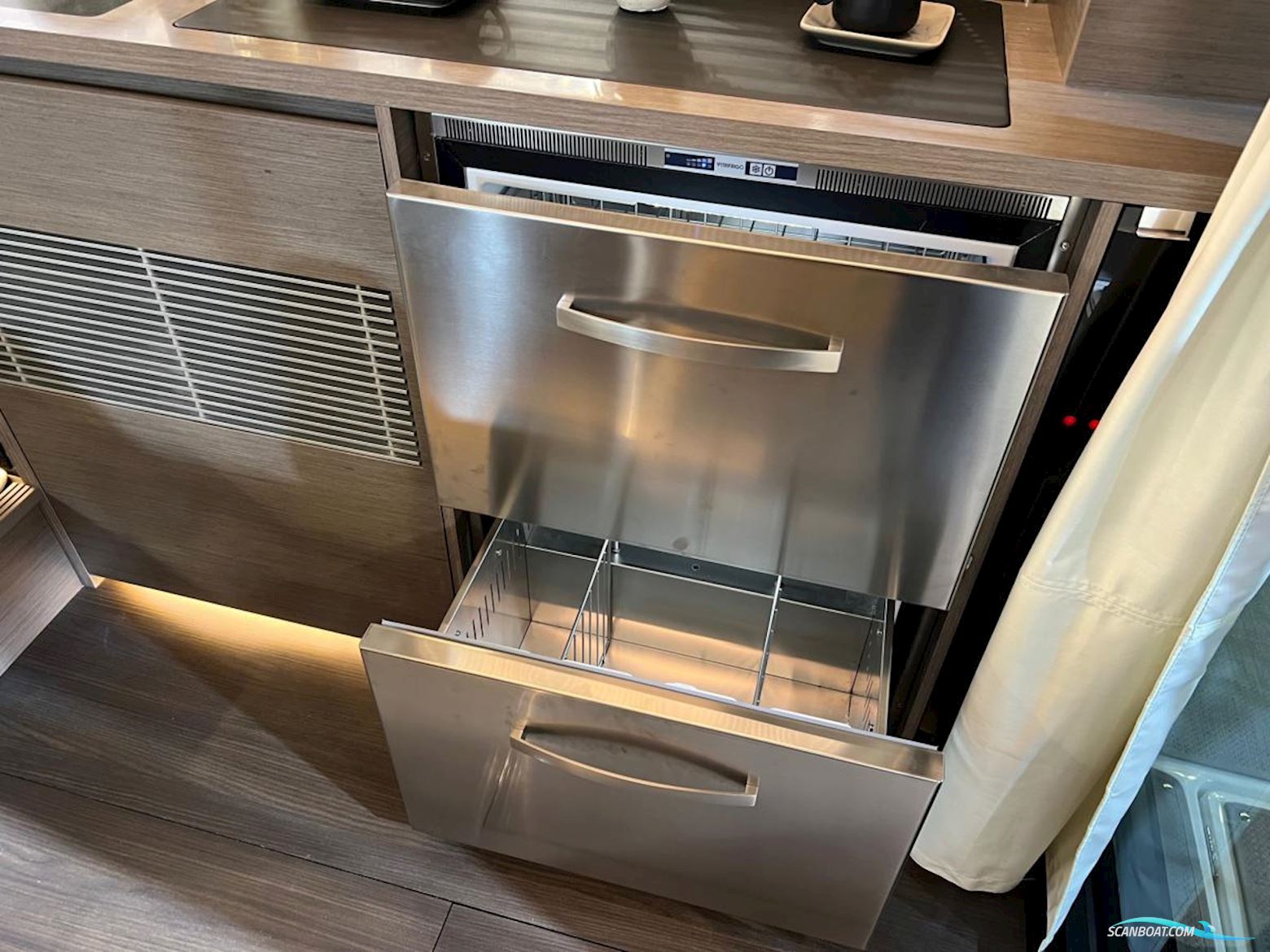 Jeanneau Merry Fisher 1295 FLY