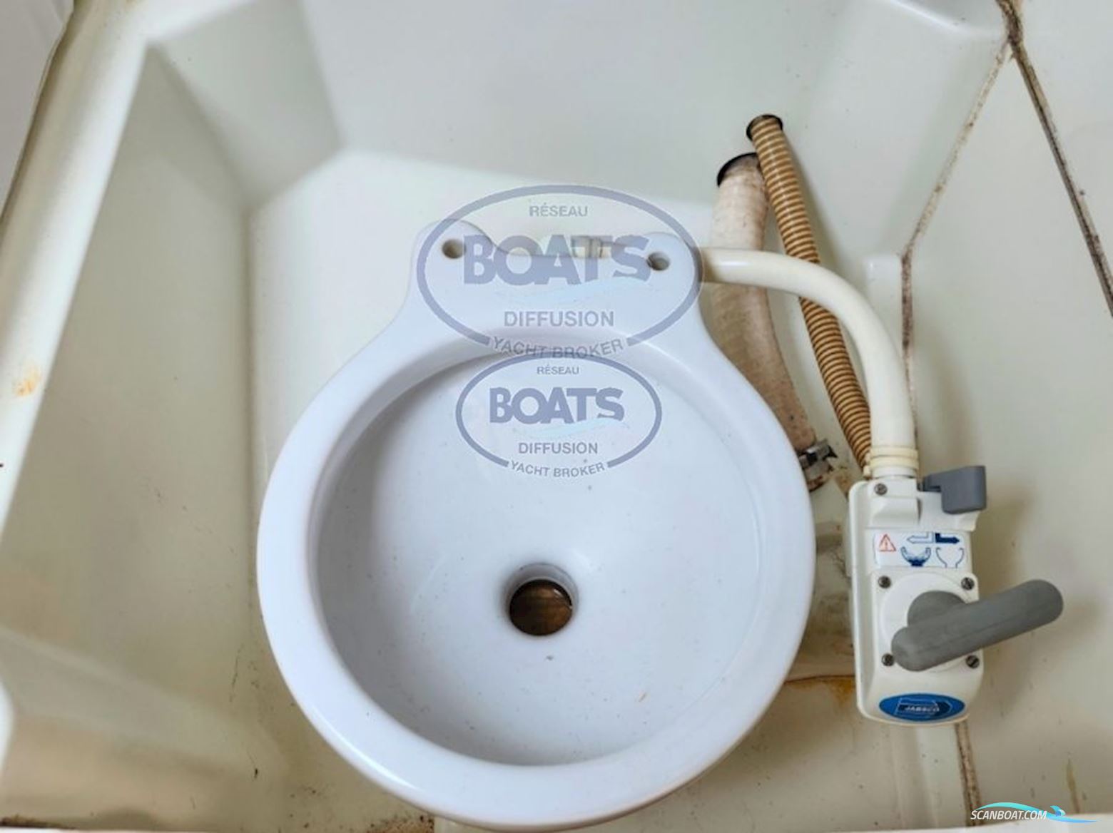 Jeanneau MERRY FISHER 610