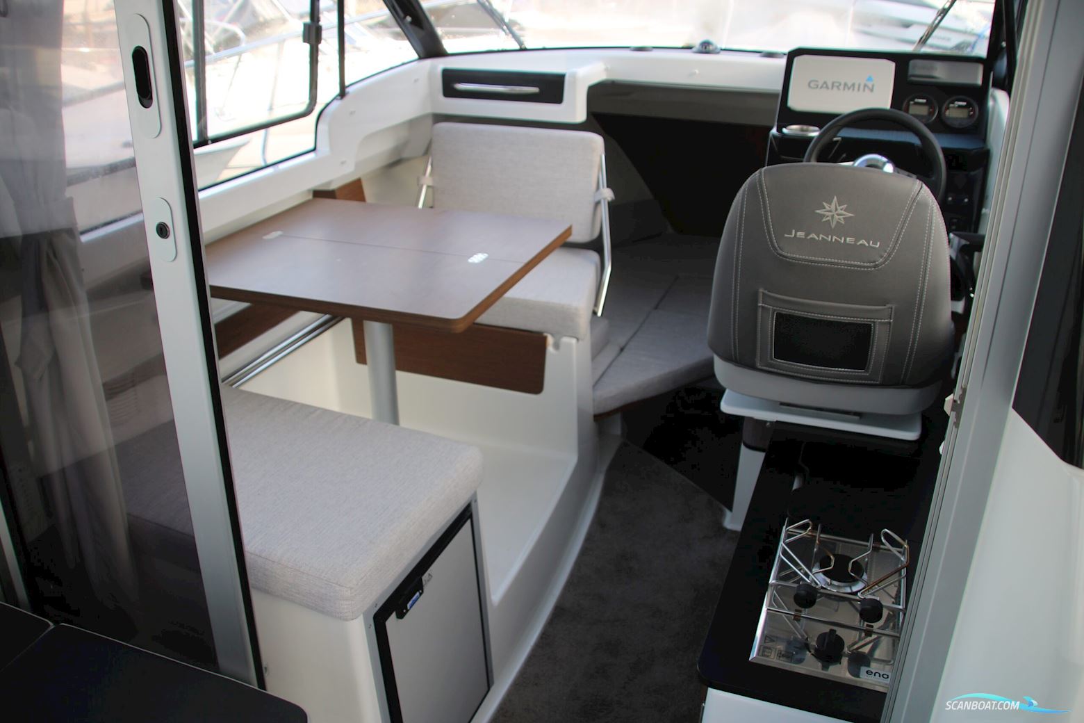 Jeanneau Merry Fisher 695 Cruiser