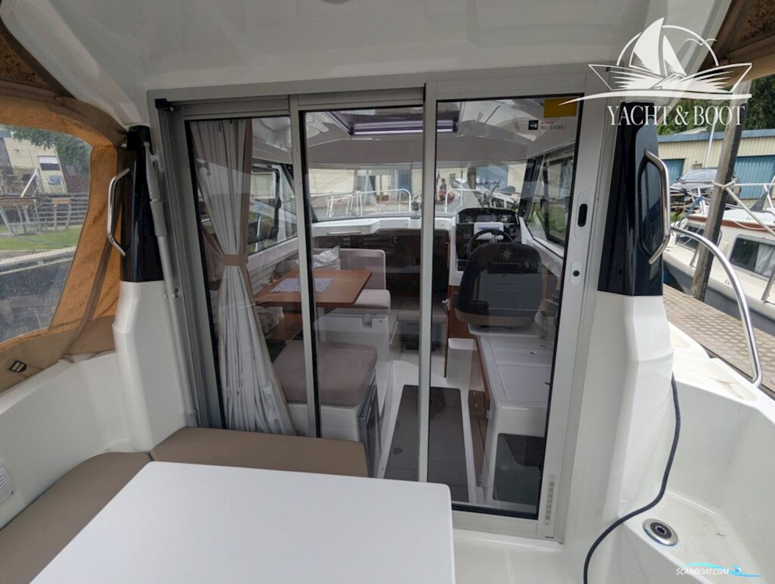 Jeanneau Merry Fisher 695 "Legend"