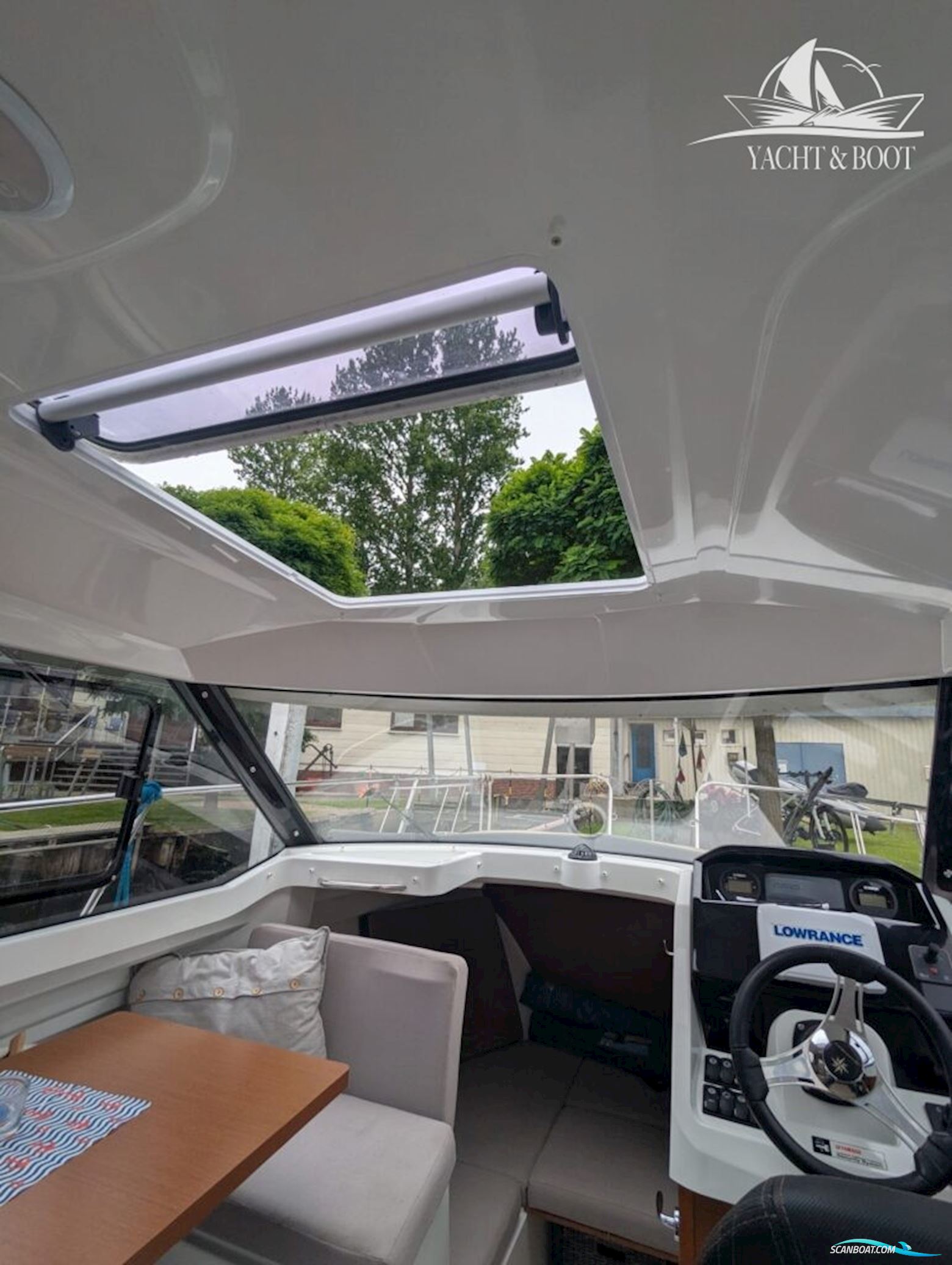 Jeanneau Merry Fisher 695 "Legend"