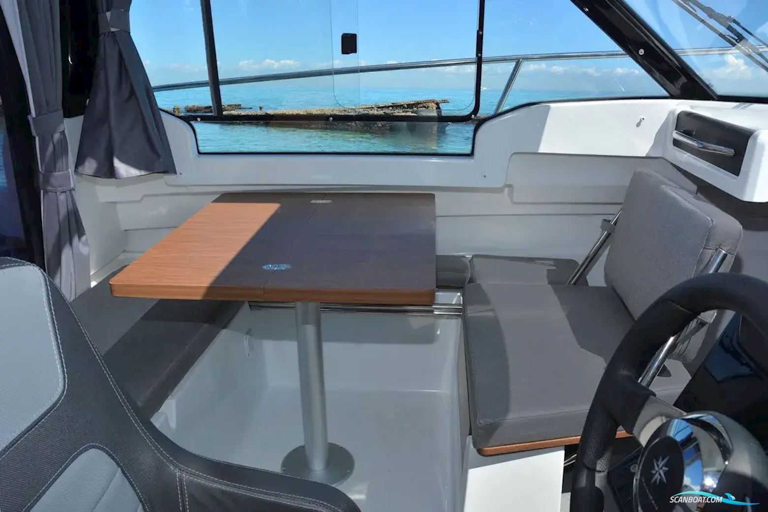 Jeanneau Merry Fisher 695