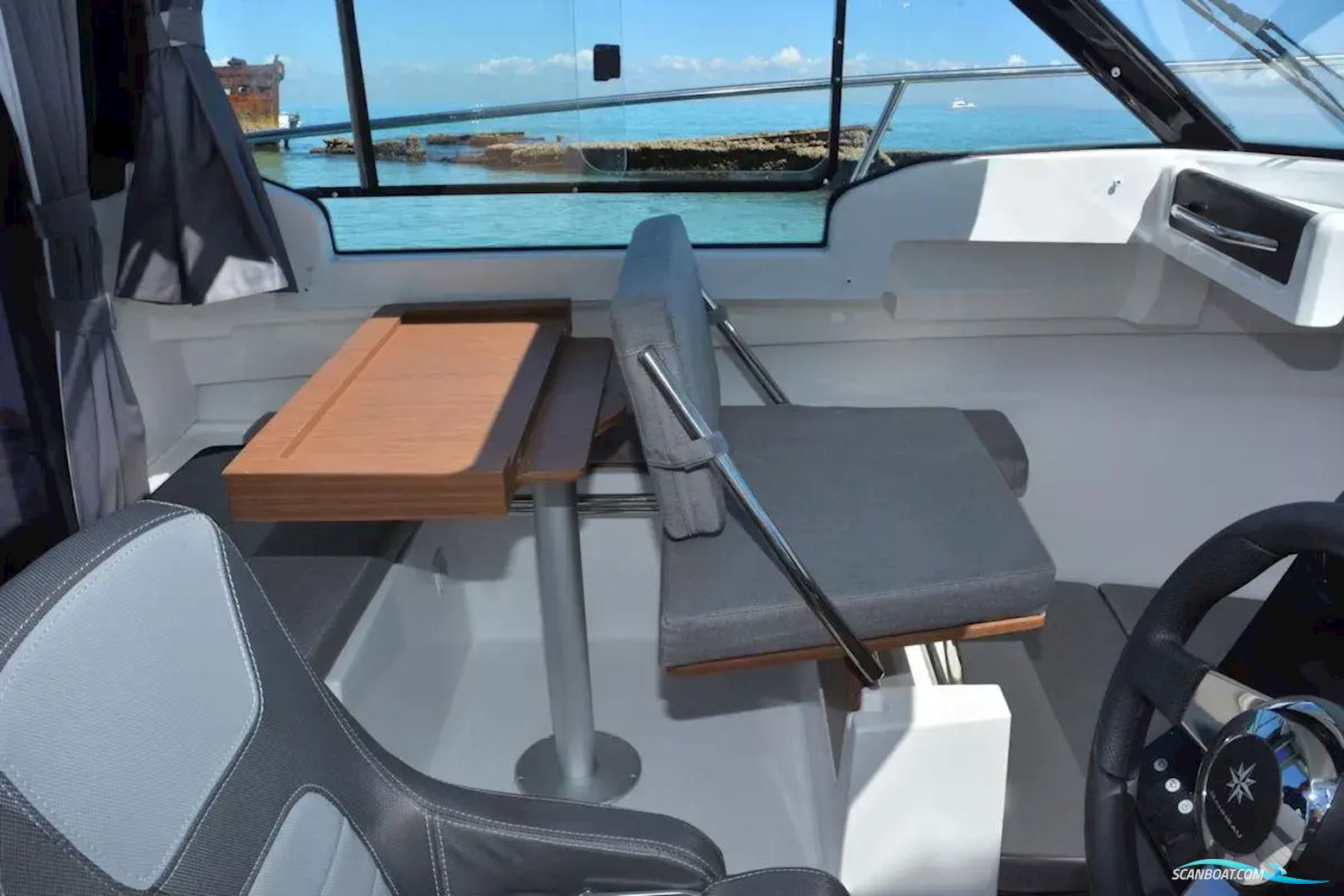 Jeanneau Merry Fisher 695